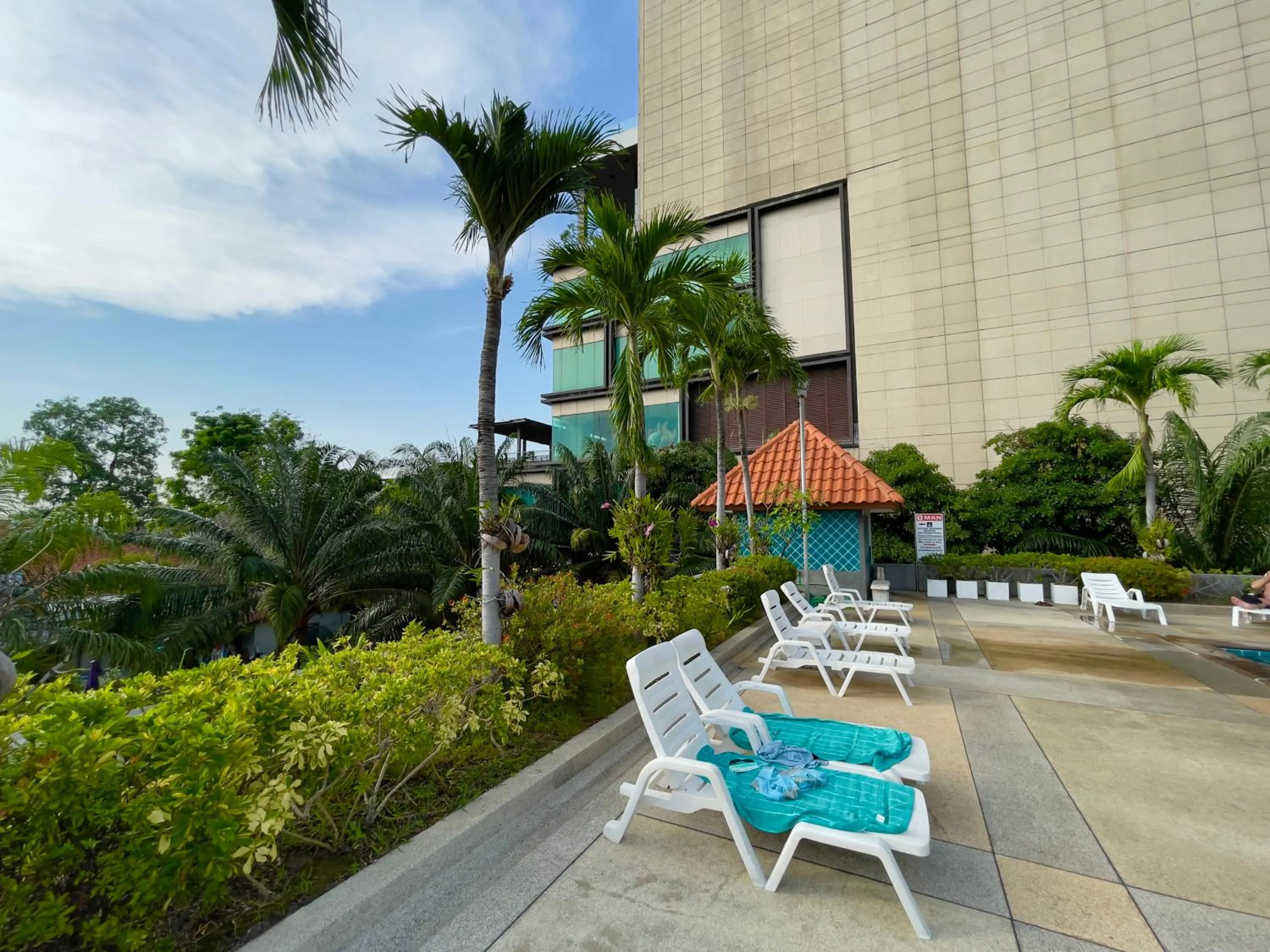 View Talay 6 Central Condo