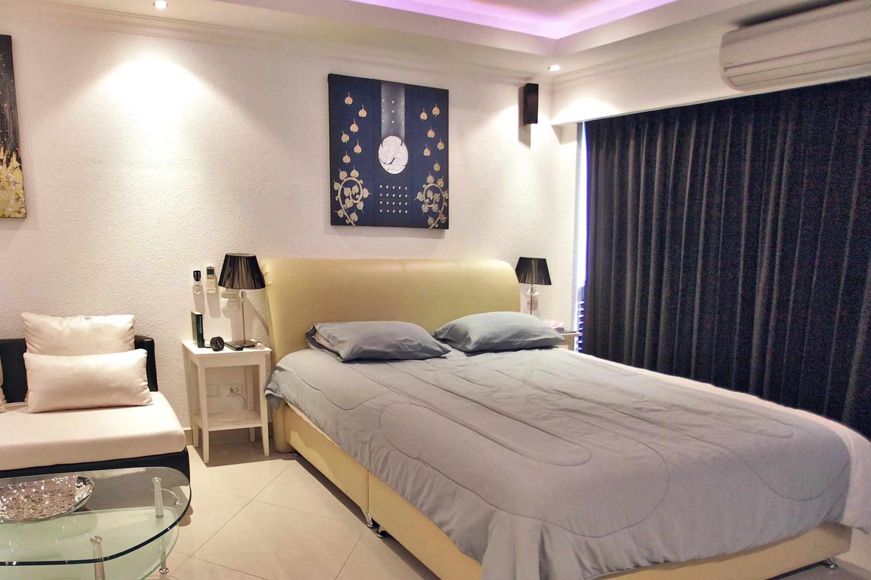 Bed in View Talay 6 Central Condo
