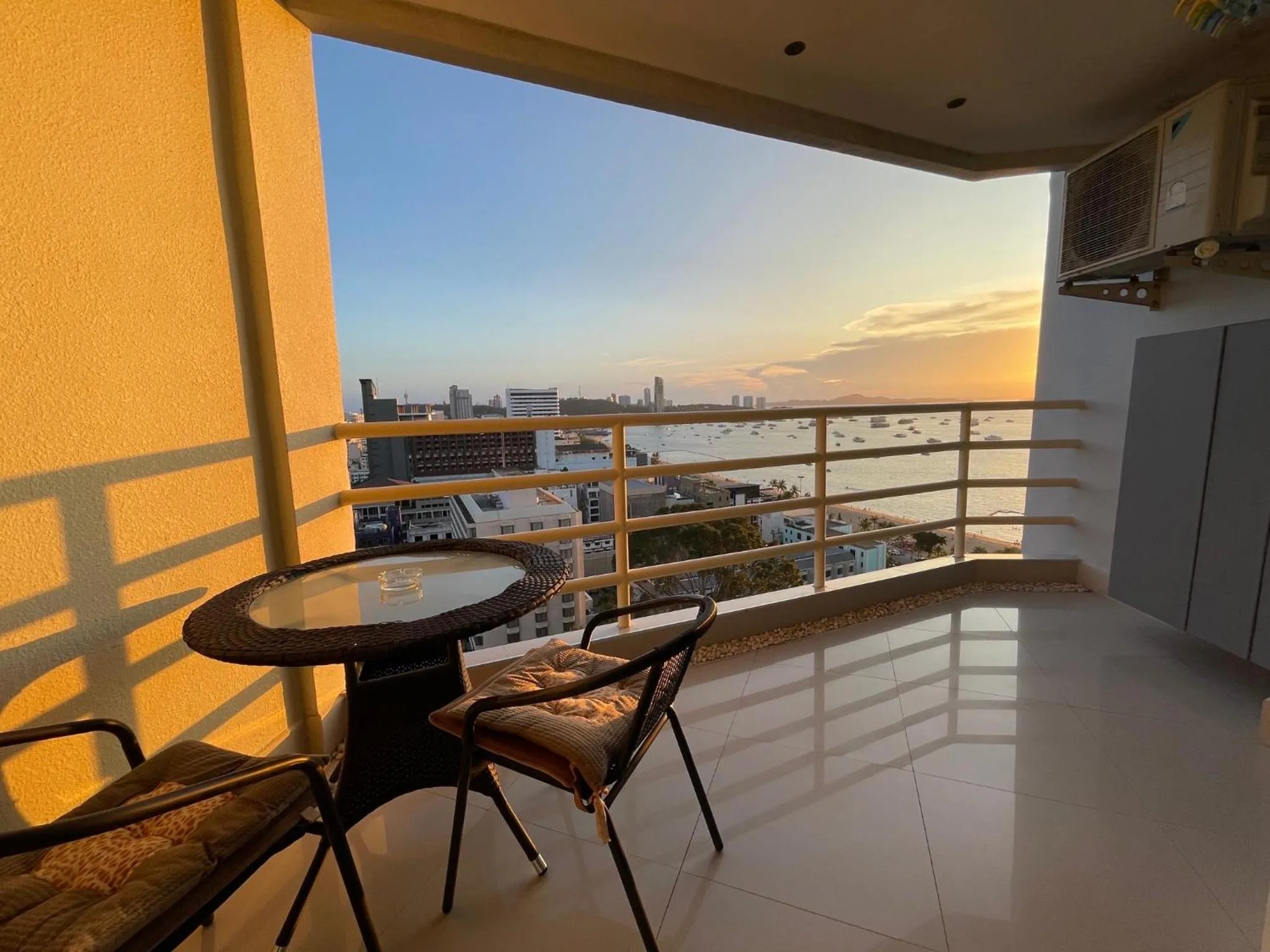View Talay 6 Central Condo