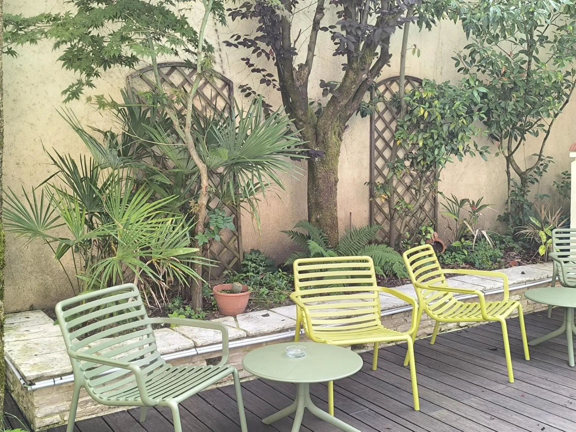Swimming pool in Hotel de France