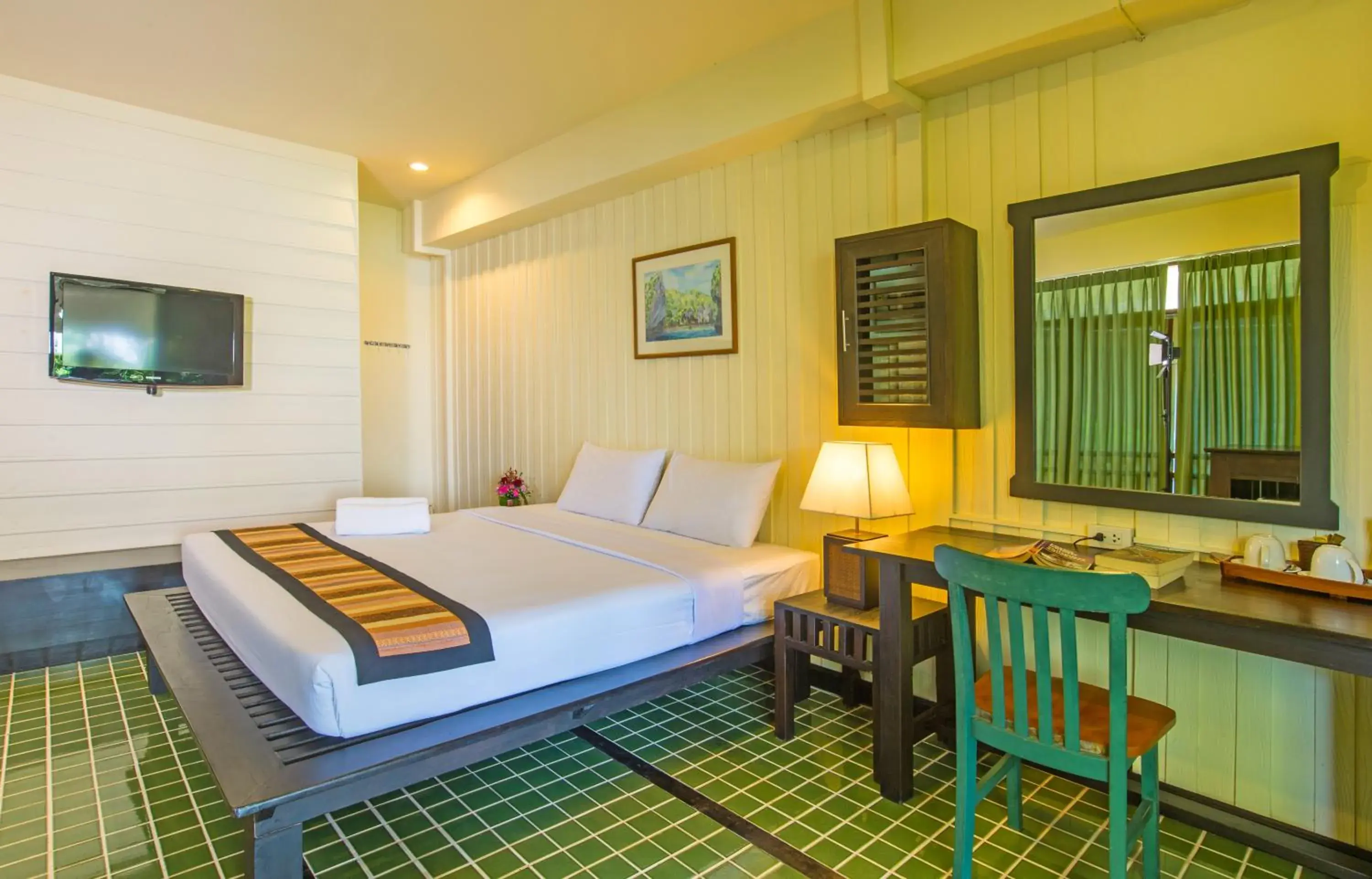 Bedroom, Bed in Krabi City Seaview Hotel Bedroom, Bed in Krabi City Seaview Hotel