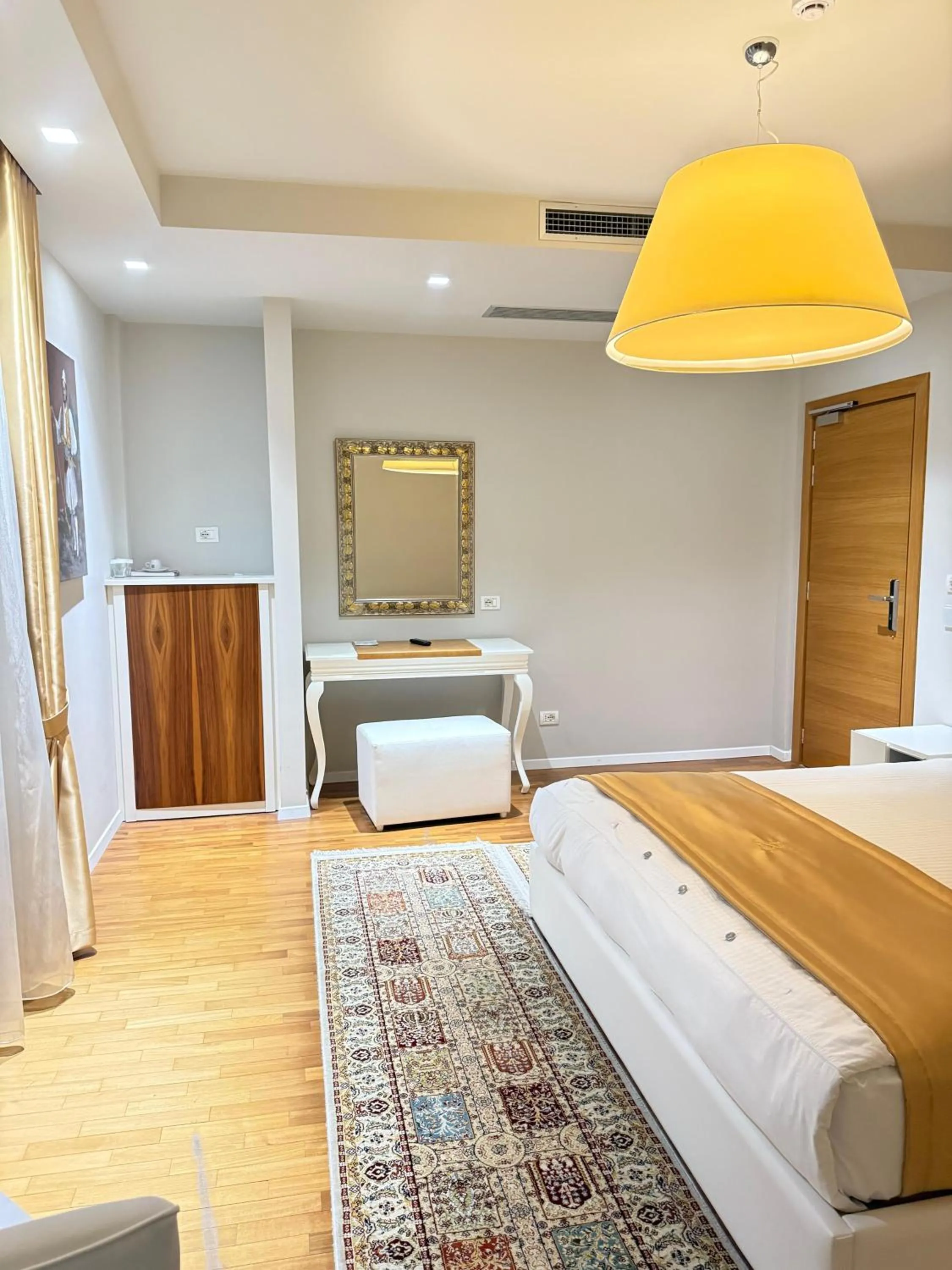 Bed in Sofra Boutique Hotel