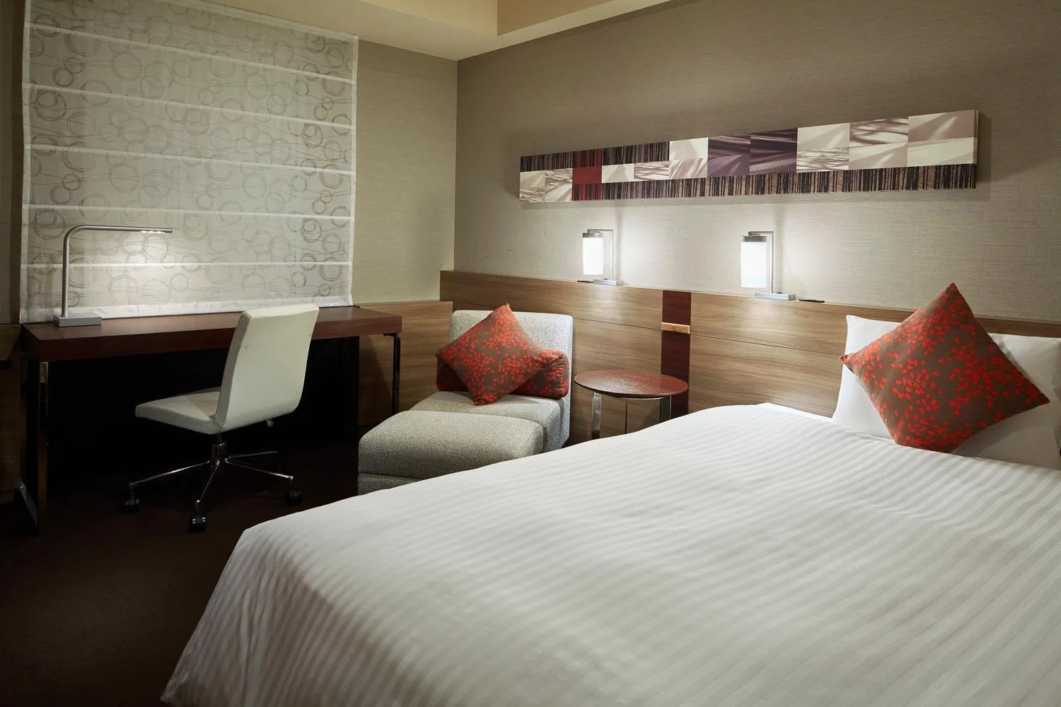 Photo of the whole room, Bed in Mitsui Garden Hotel Sapporo