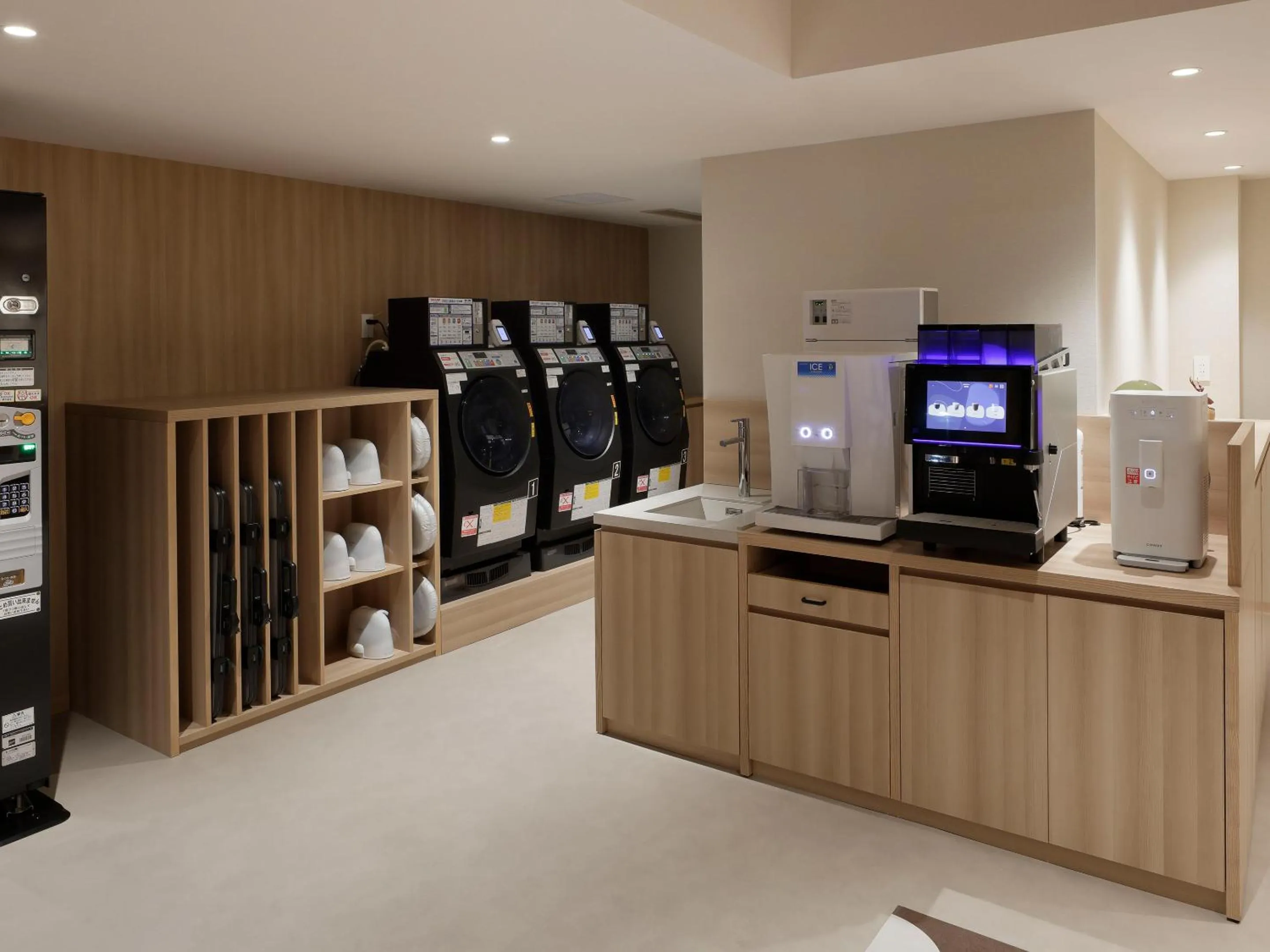 Lounge or bar in Mitsui Garden Hotel Sapporo