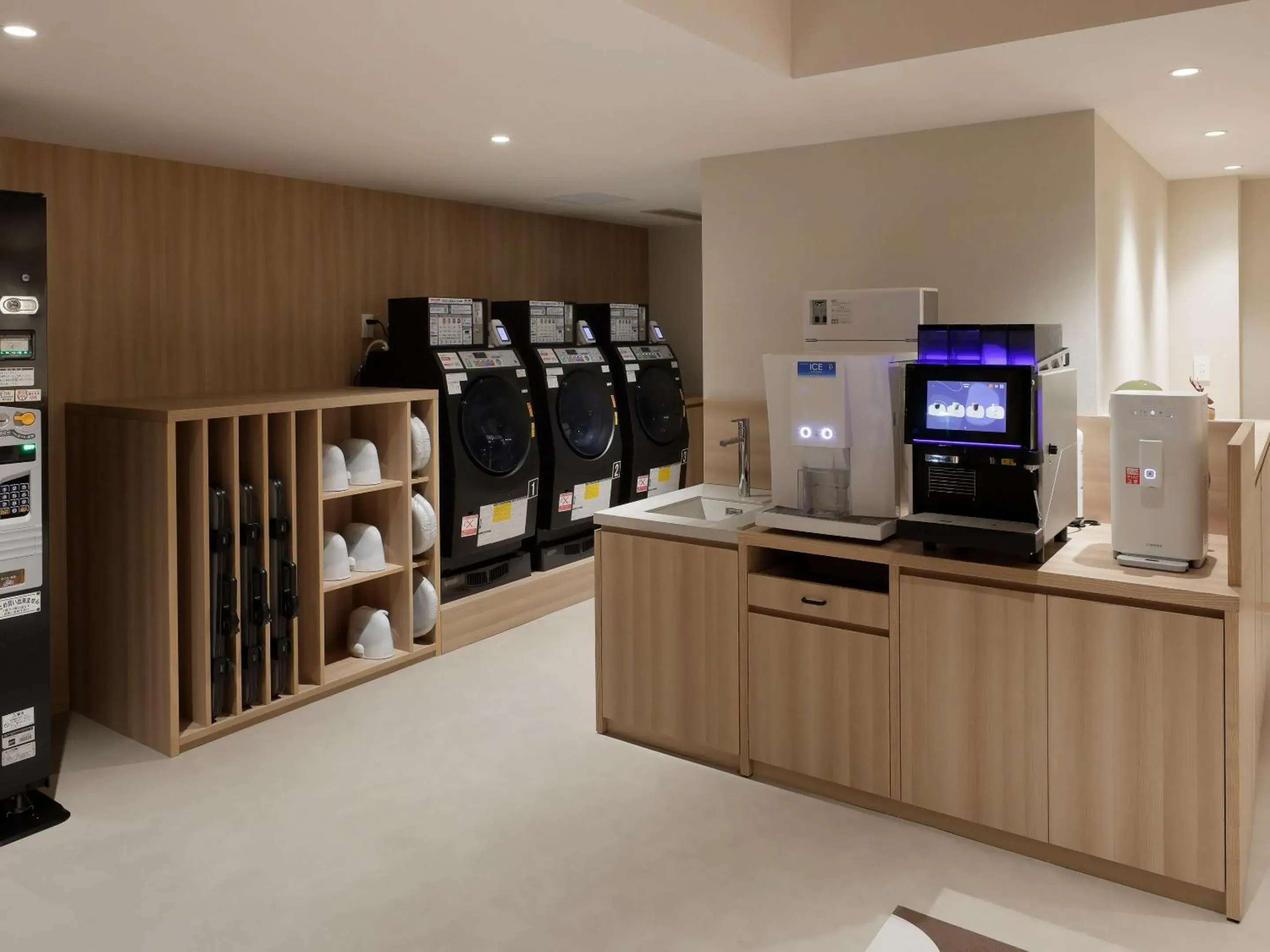 Lounge or bar in Mitsui Garden Hotel Sapporo Lounge or bar in Mitsui Garden Hotel Sapporo