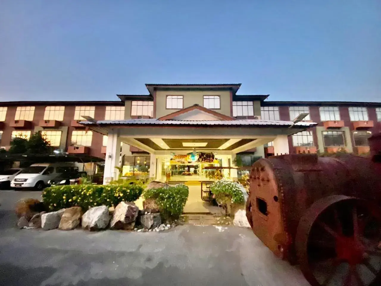 Property building in De Baron Resort Property building in De Baron Resort