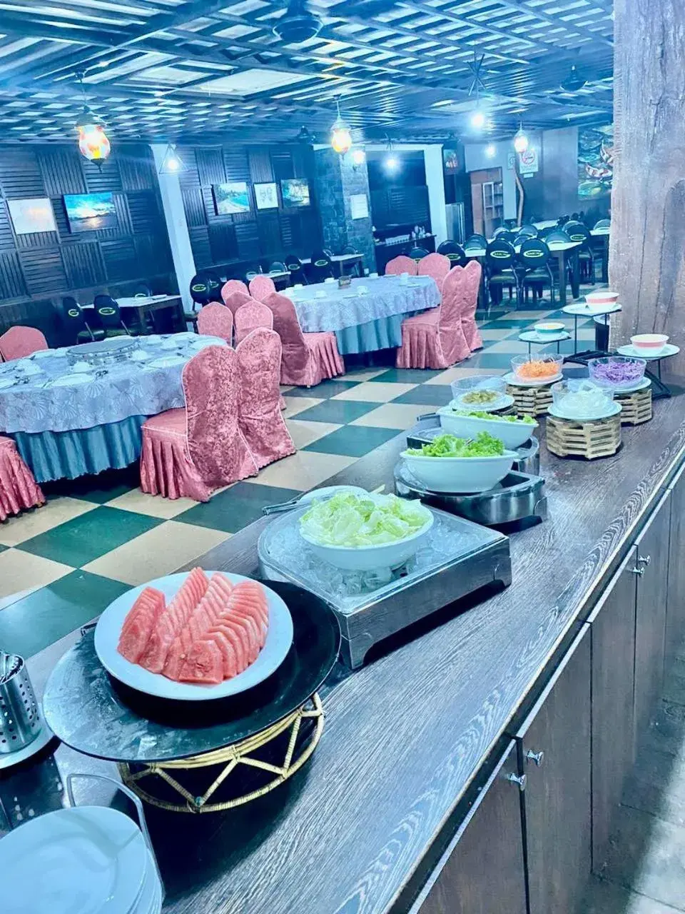 Buffet breakfast in De Baron Resort Buffet breakfast in De Baron Resort