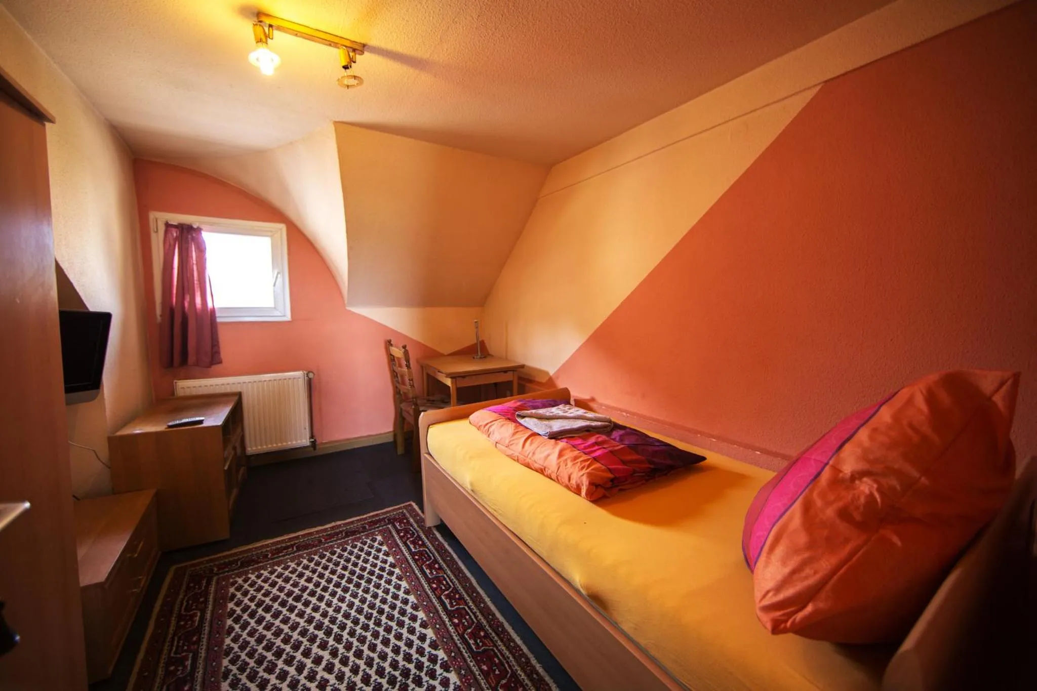 TV and multimedia, Bed in Hotel Schwan