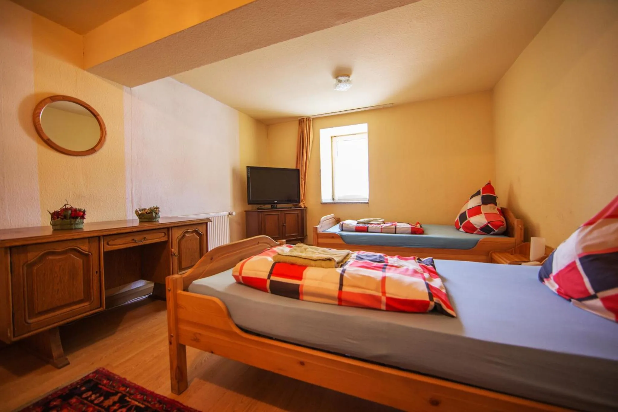 TV and multimedia, Bed in Hotel Schwan