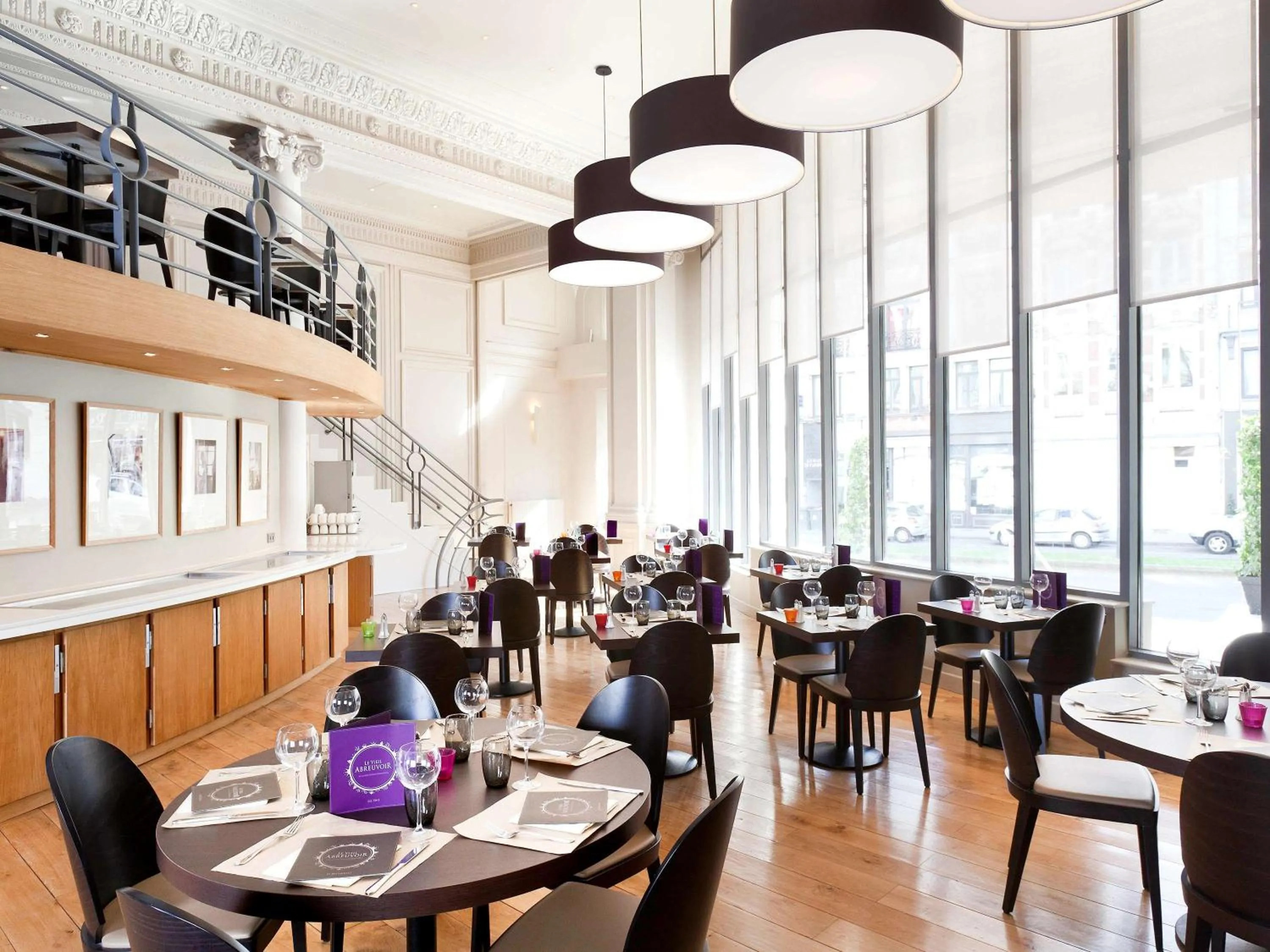 Restaurant/places to eat in Mercure Lille Roubaix Grand Hôtel