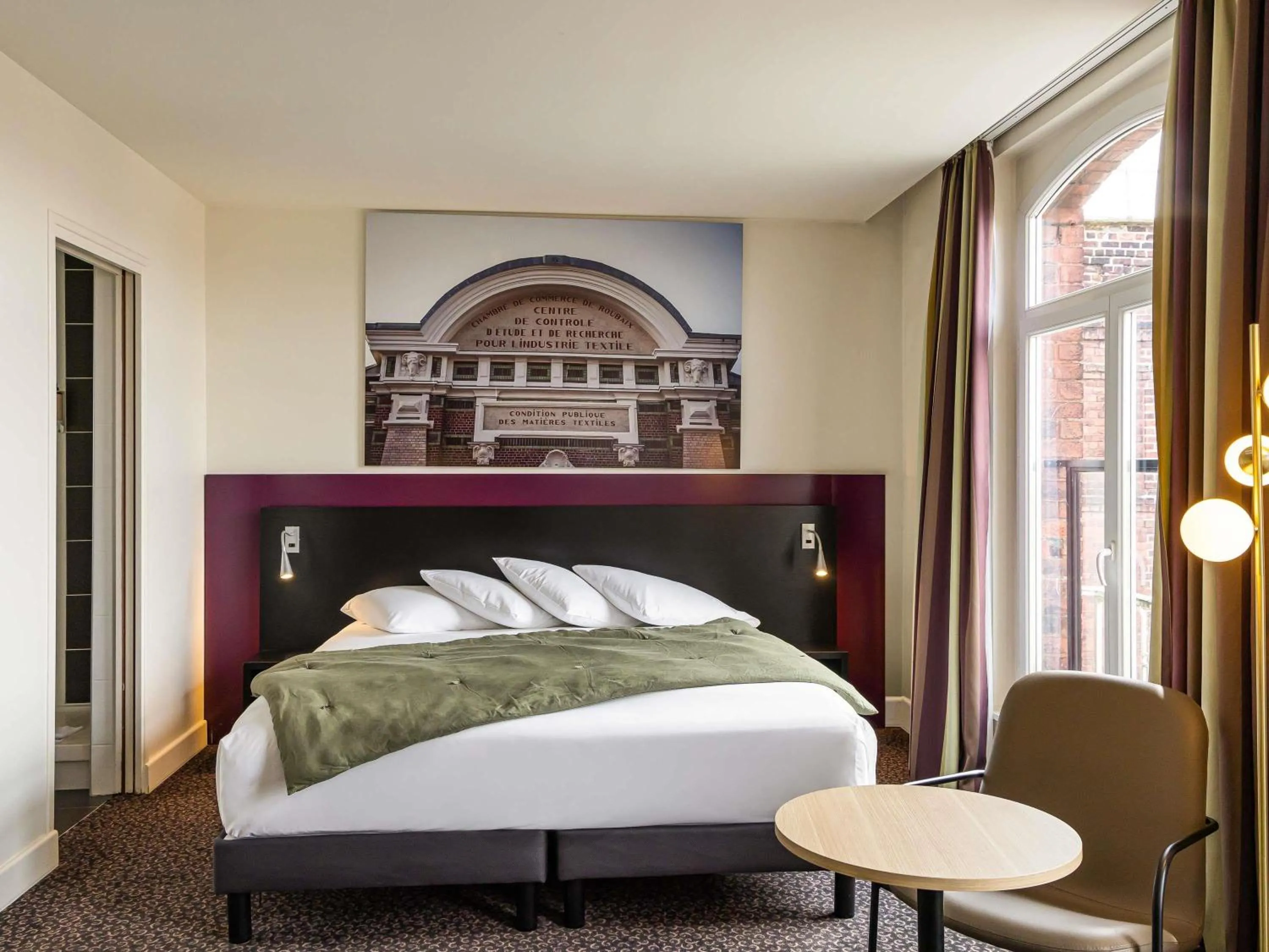 Bedroom, Bed in Mercure Lille Roubaix Grand Hôtel