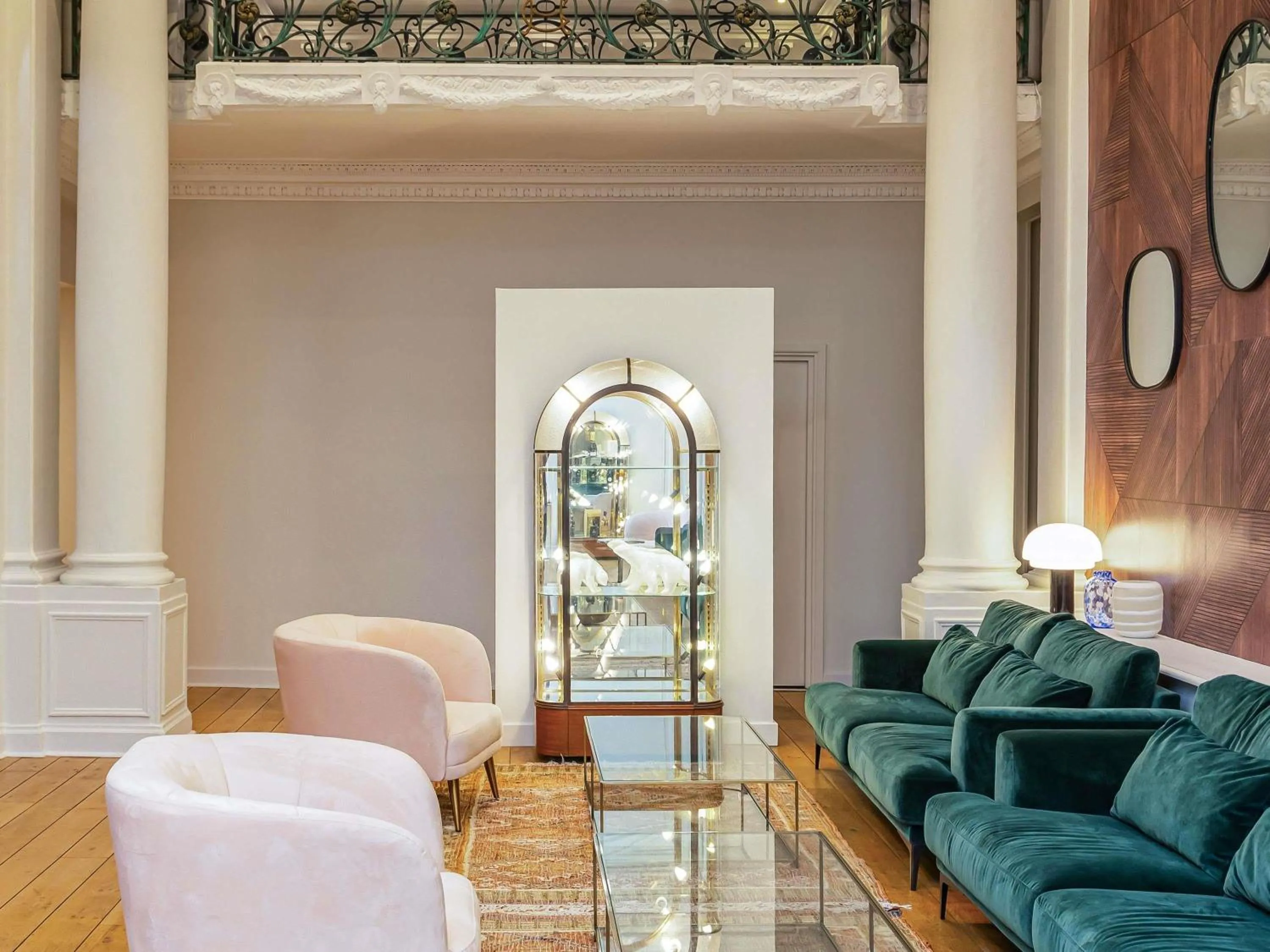 Property building in Mercure Lille Roubaix Grand Hôtel