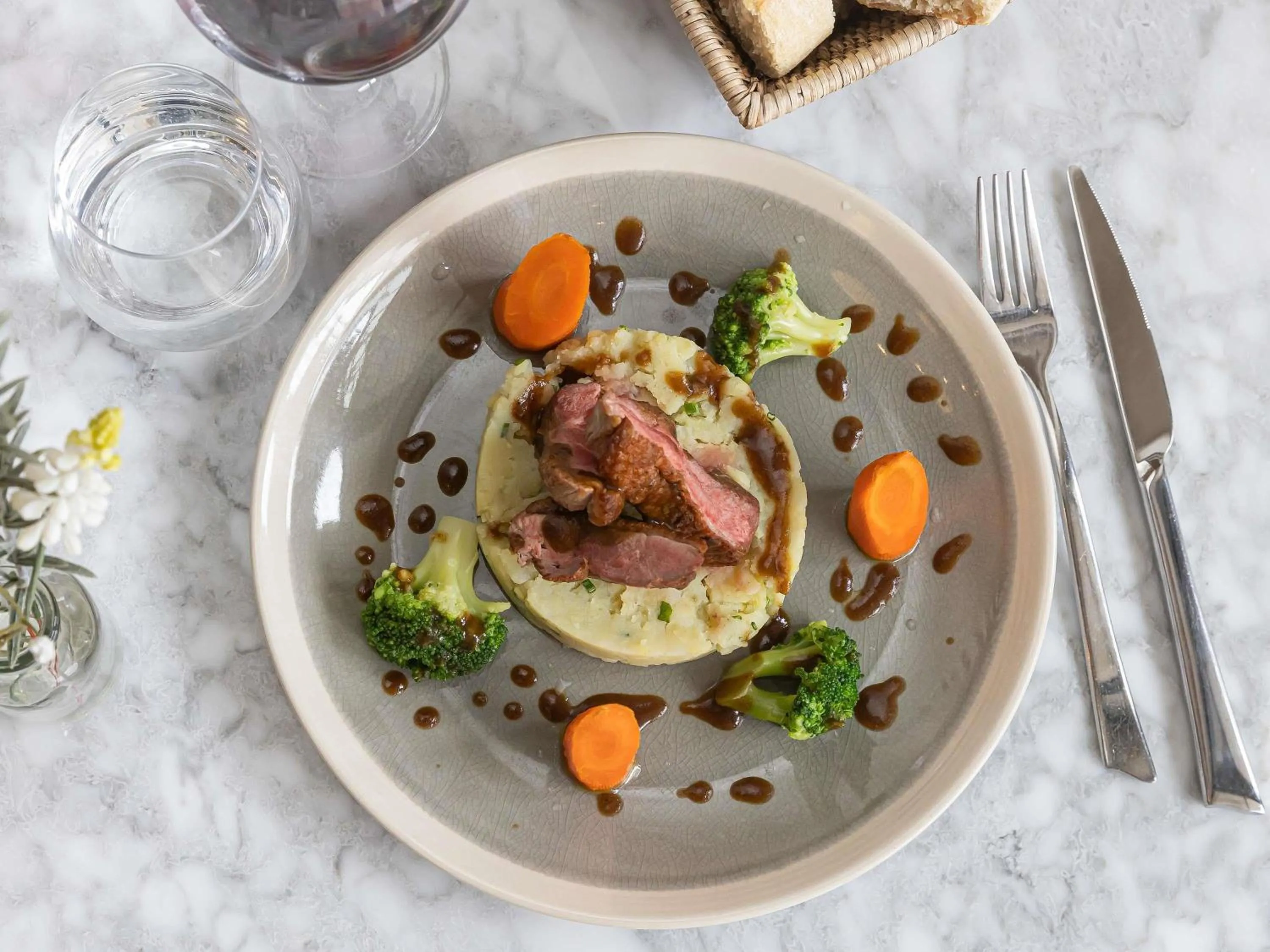 Restaurant/places to eat in Mercure Lille Roubaix Grand Hôtel