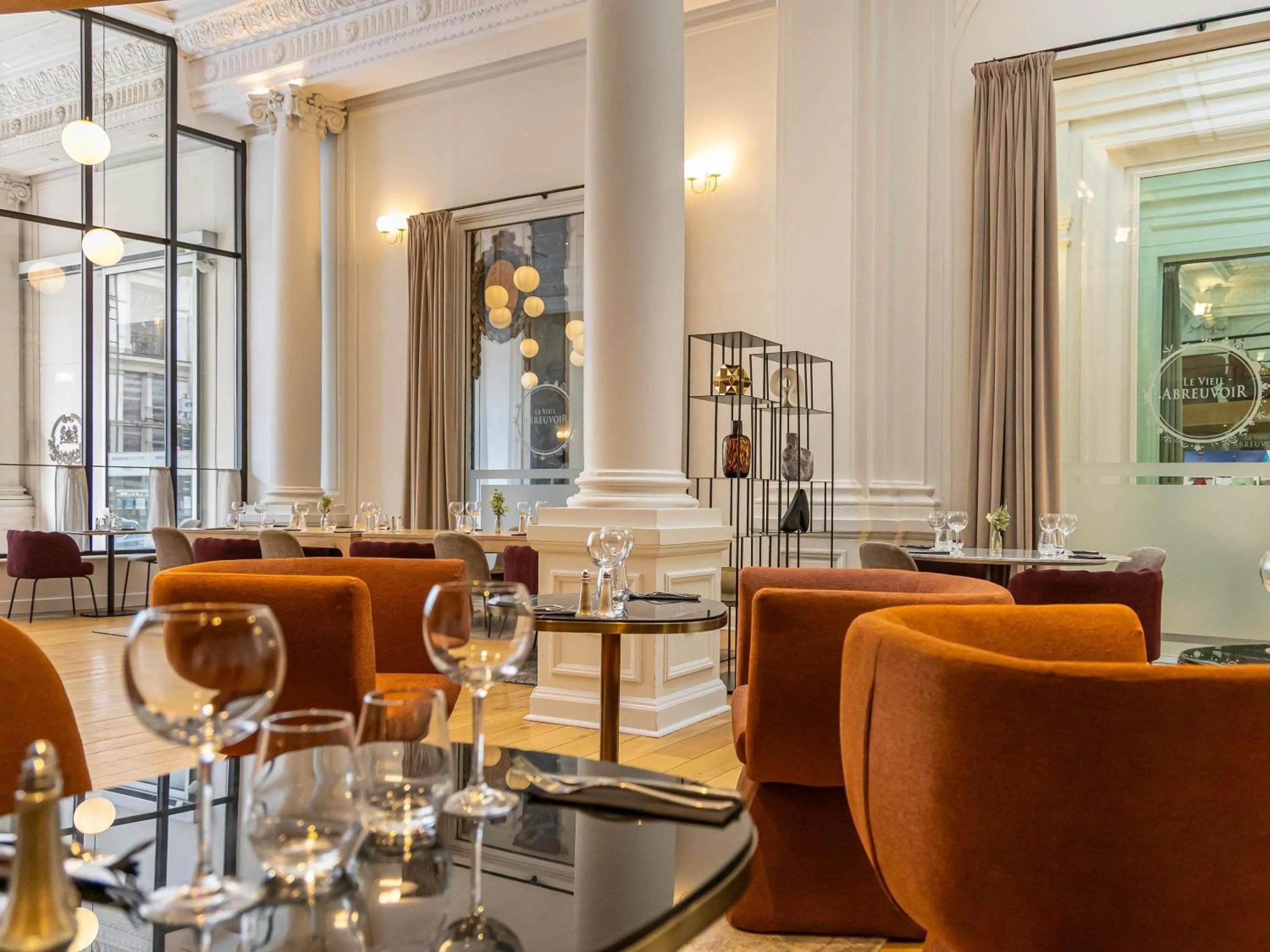 Restaurant/places to eat in Mercure Lille Roubaix Grand Hôtel