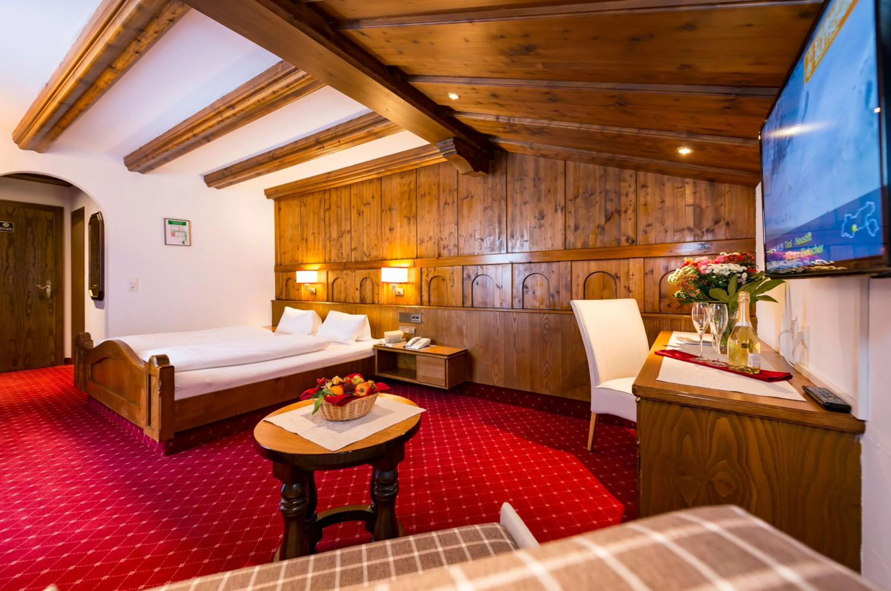Bed in Alpensporthotel Mutterberg