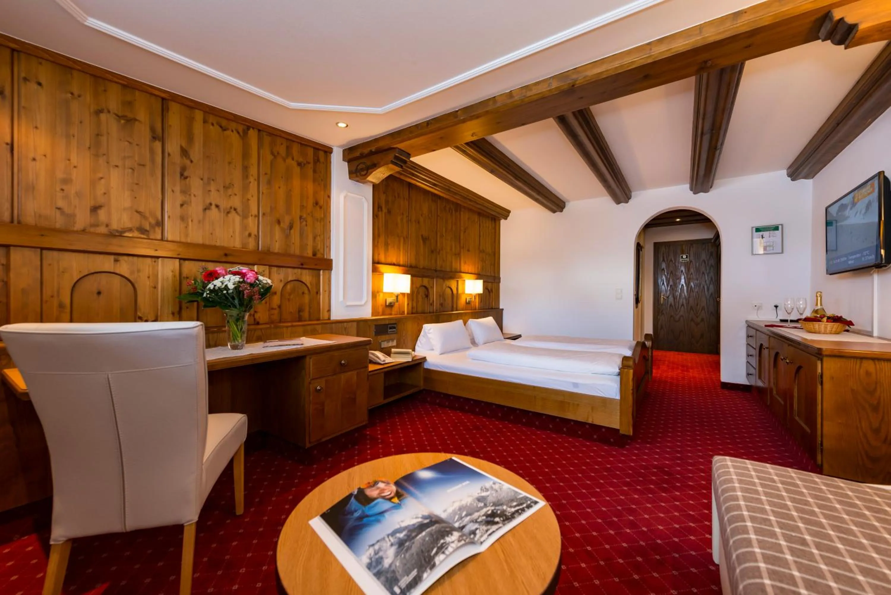 Bed in Alpensporthotel Mutterberg