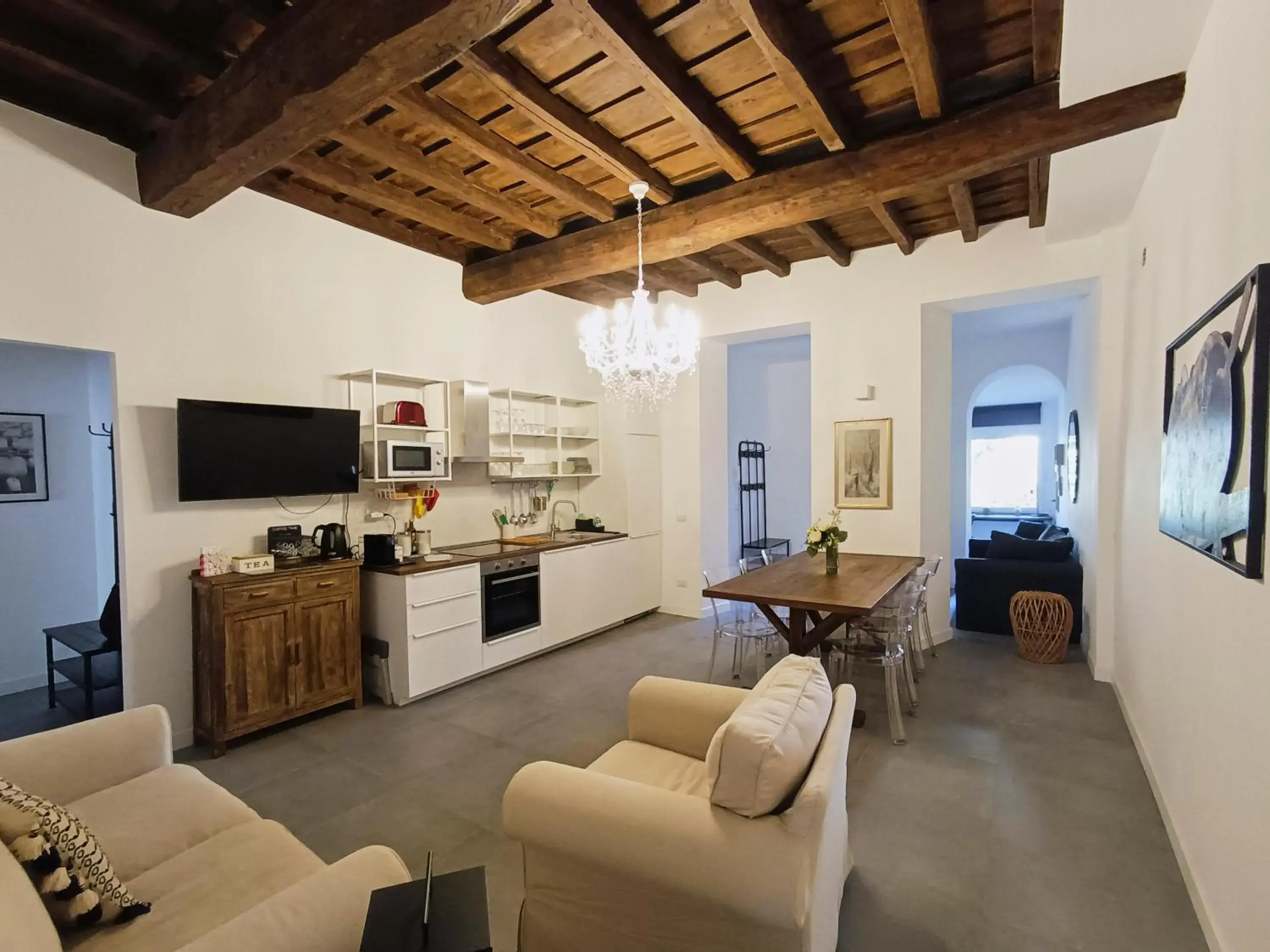 La tua casa a ViadelCorso La tua casa a ViadelCorso
