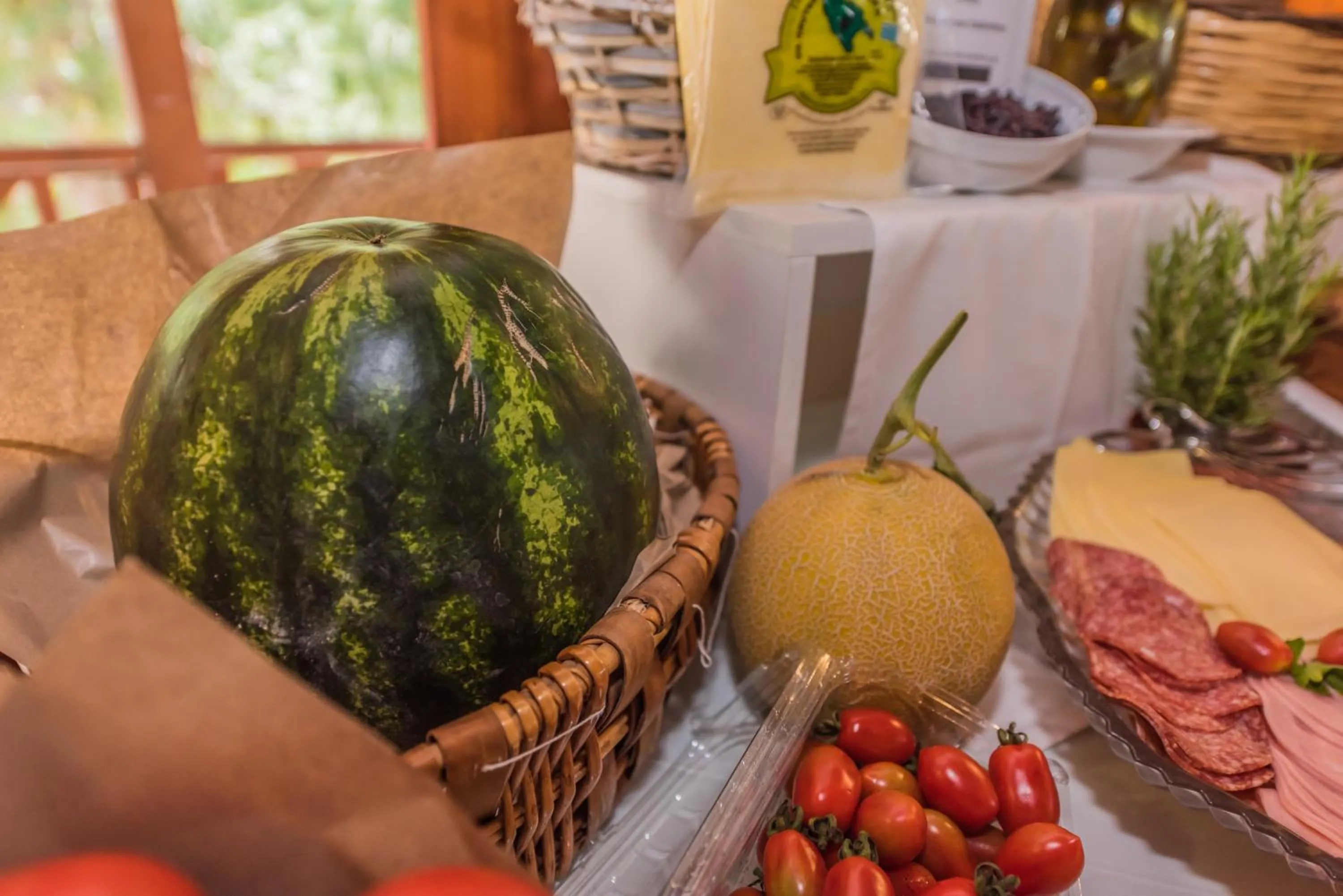 Food and drinks in Sea View Village