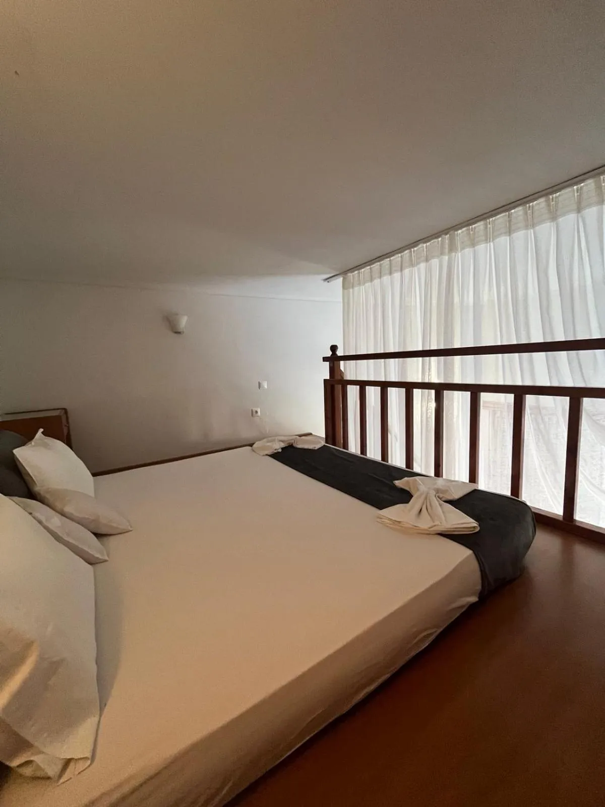 Vlycha Beach Apartments