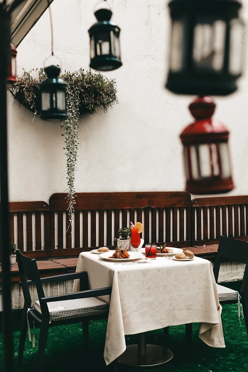 Alcoholic drinks in St. Peter's Boutique Hotel