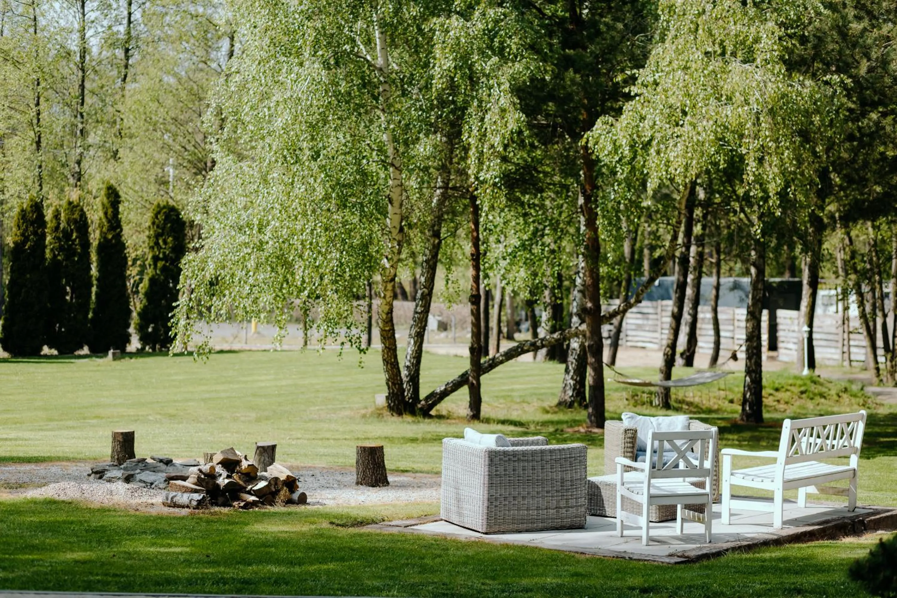 Natural landscape in Dwór Złotopolska Dolina Mansion House