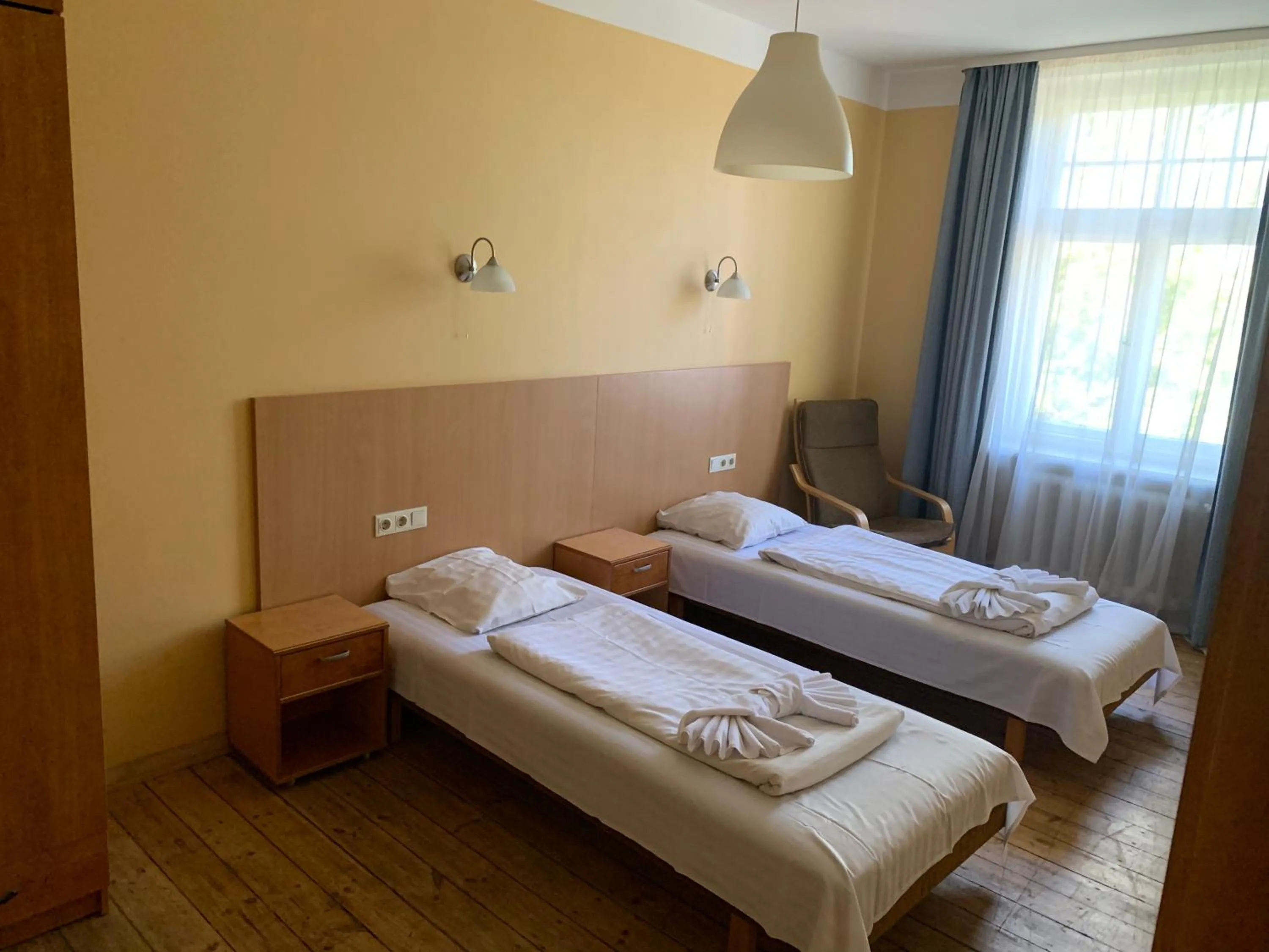 Two-Bedroom Apartment in Guesthouse Jakob Lenz