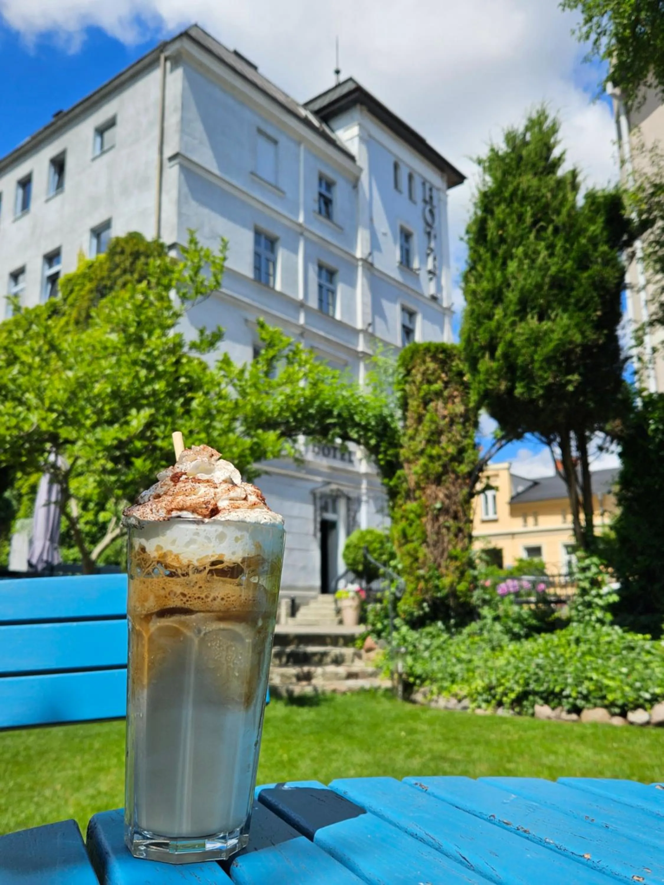 Property building in Hotel Marmułowski