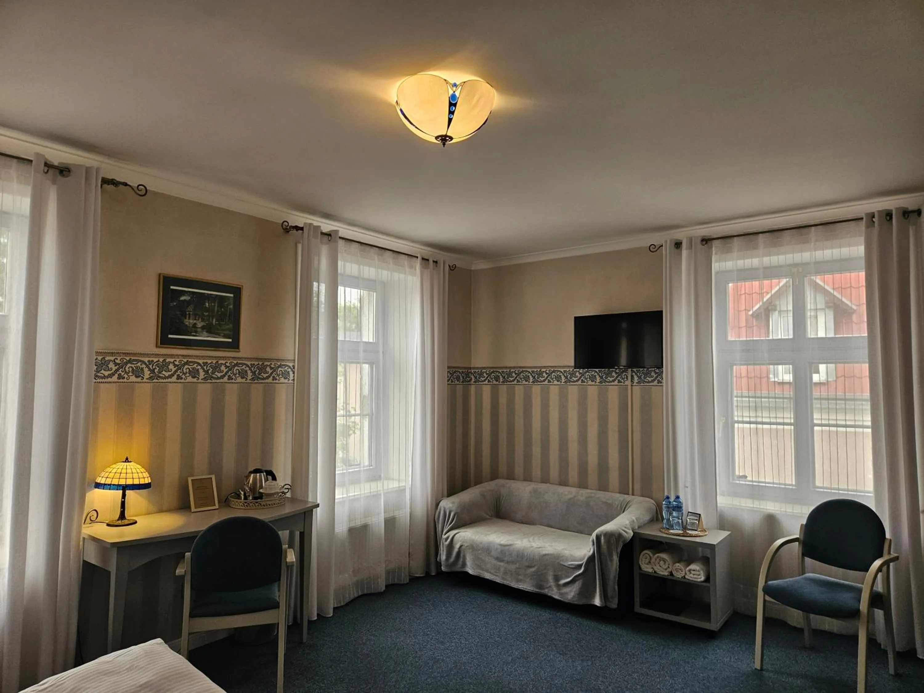 TV and multimedia, Bed in Hotel Marmułowski