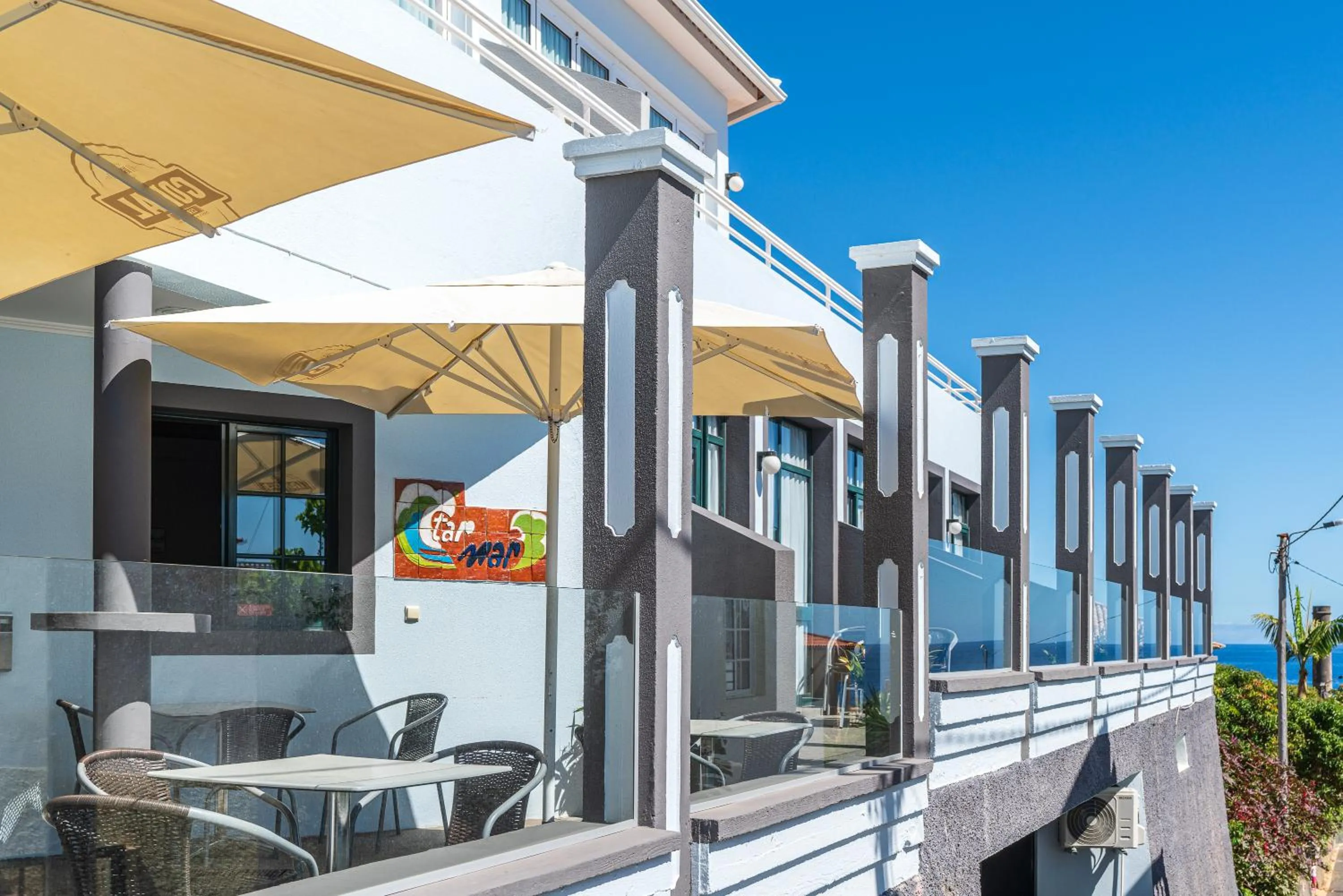 Restaurant/places to eat in TarmarPlace