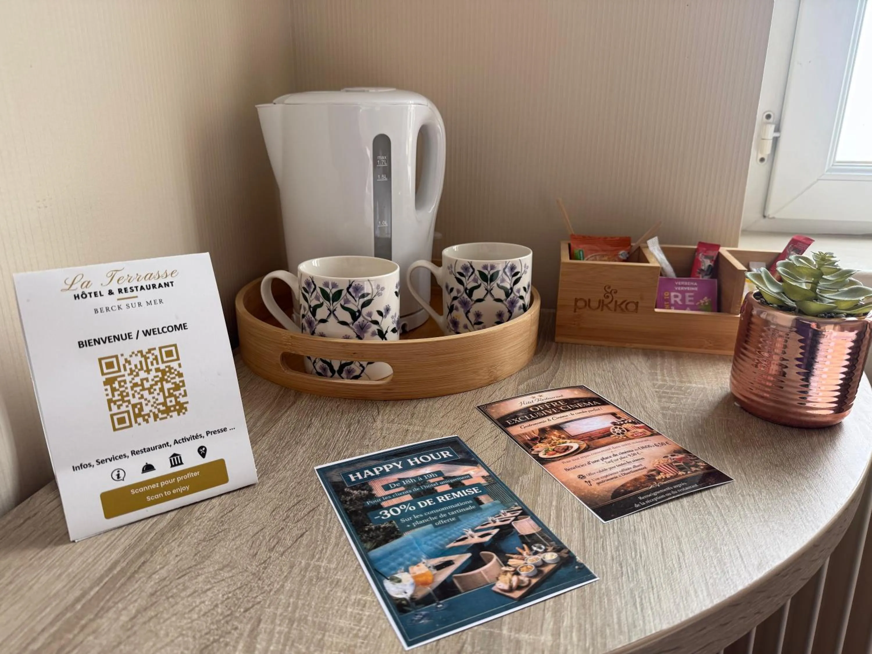 Coffee/tea facilities in Hotel de la Terrasse
