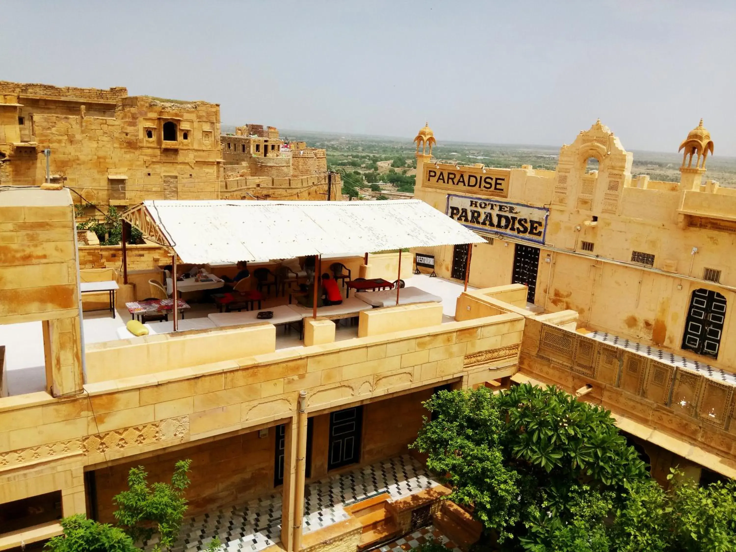 Property building in Hotel Paradise Property building in Hotel Paradise