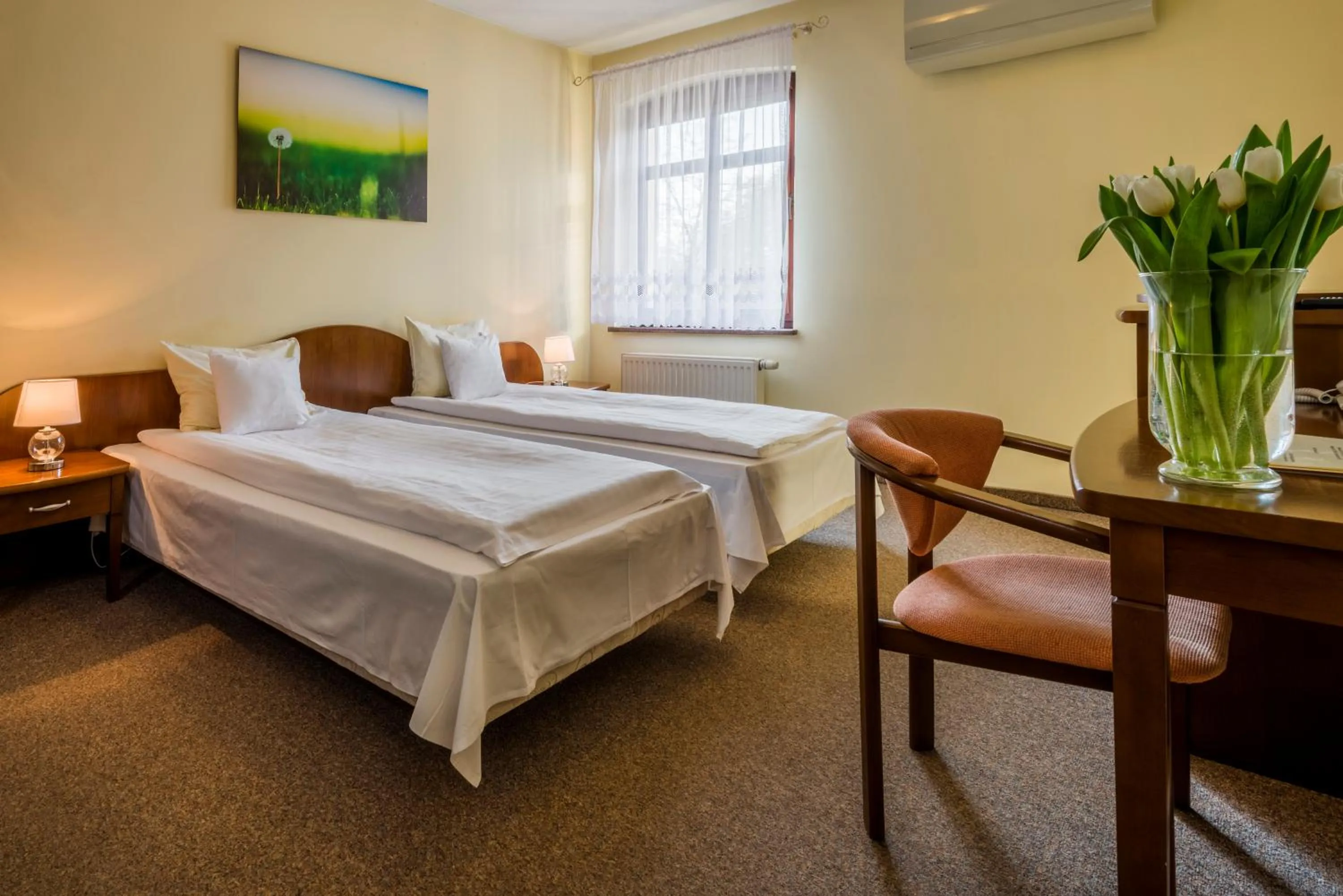 Bedroom, Bed in Dworek 1885