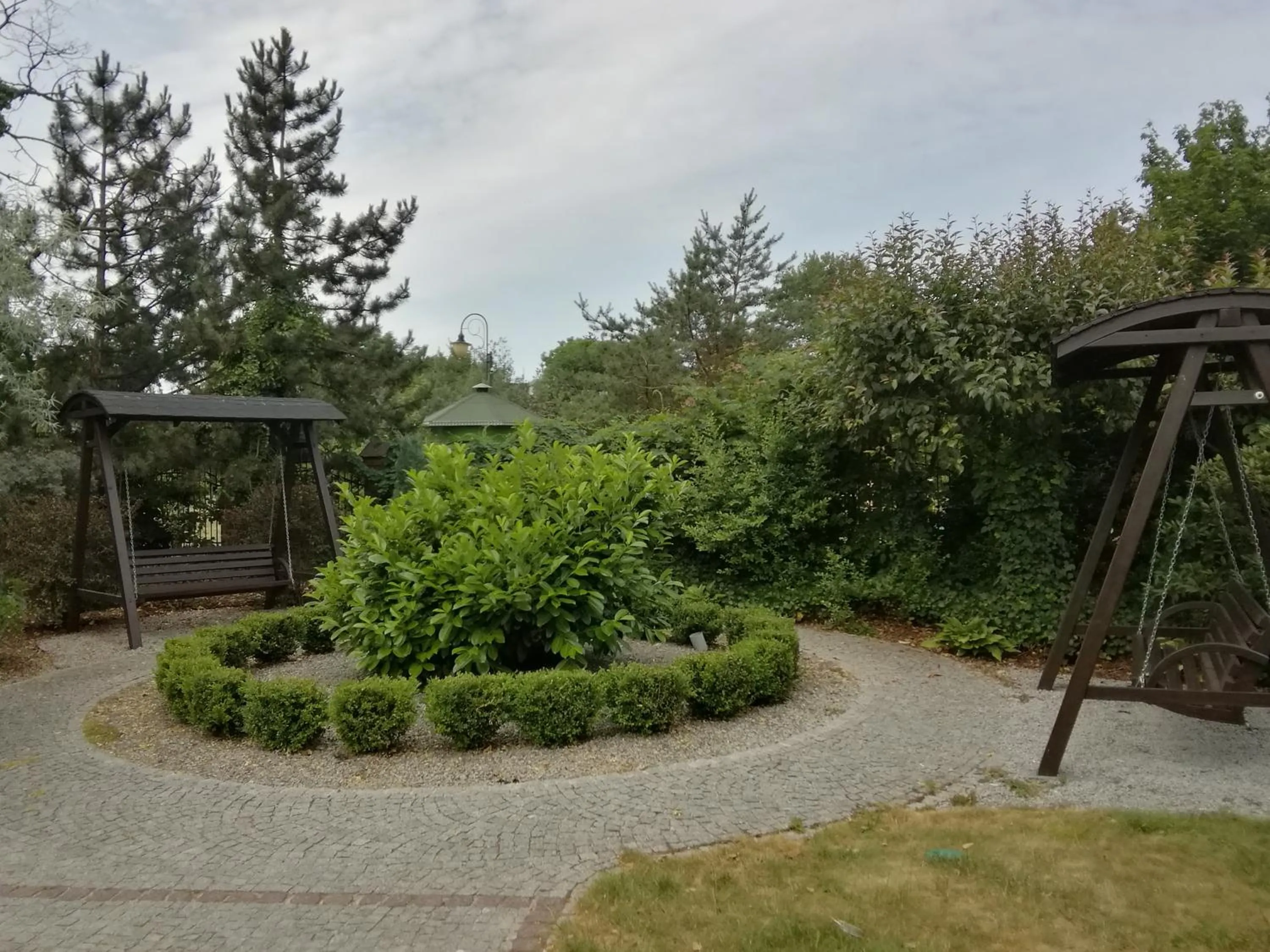 Garden in Dworek 1885