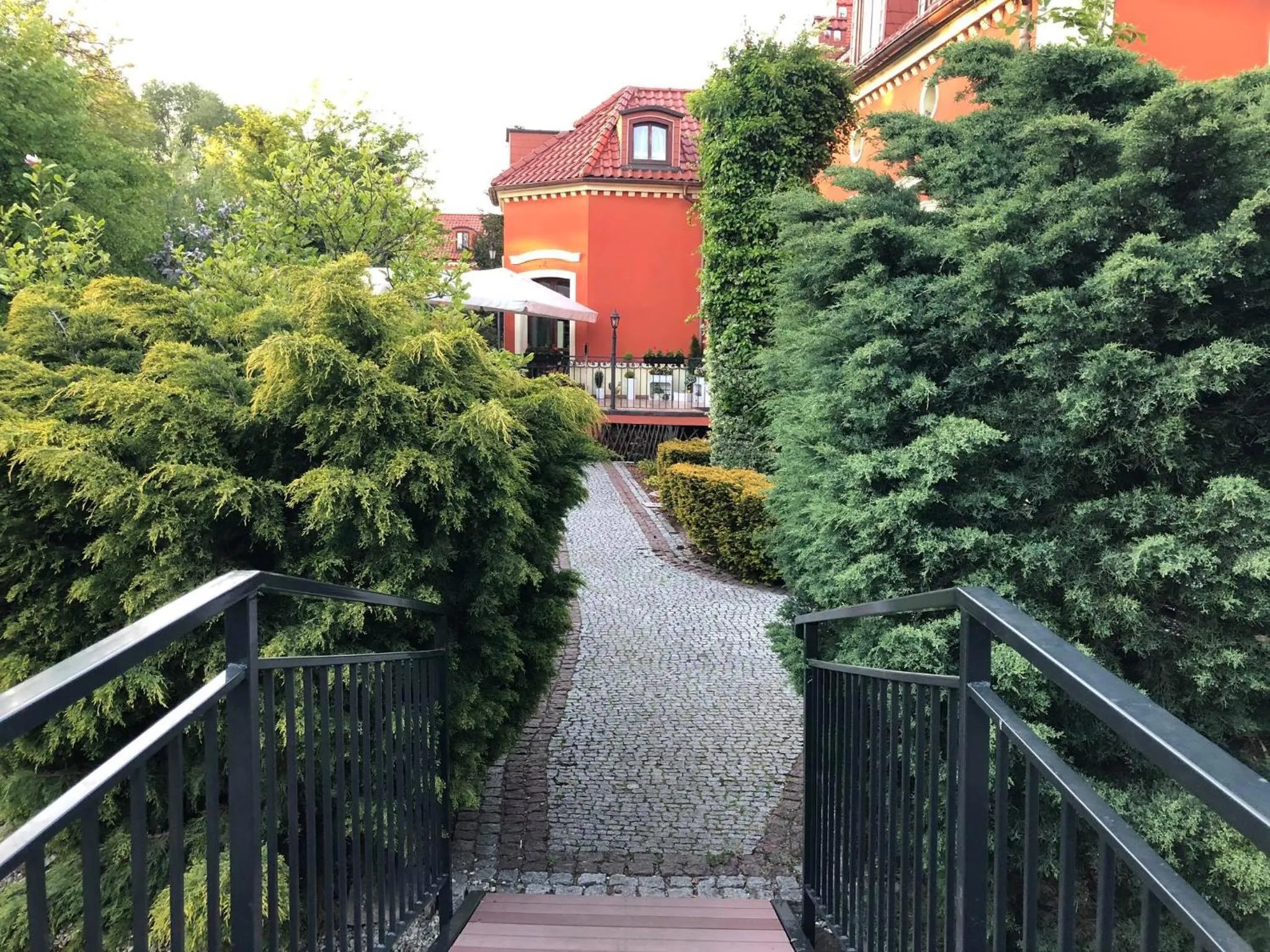 Neighbourhood in Dworek 1885