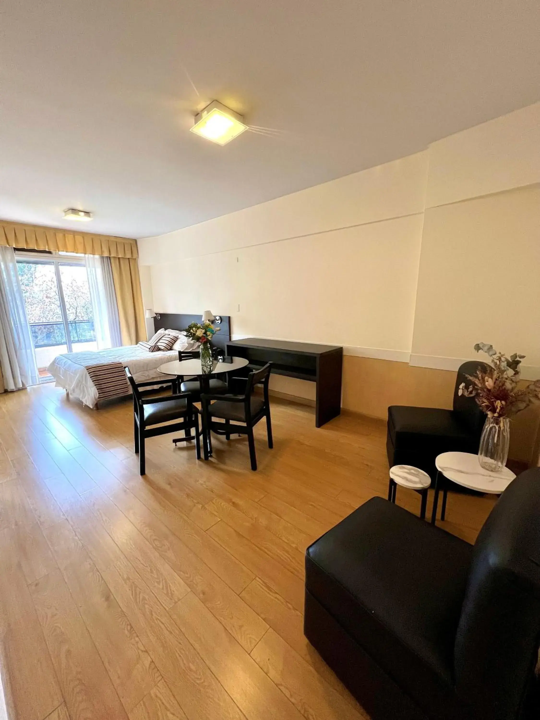 Golf Tower Suites & Apartments Golf Tower Suites & Apartments