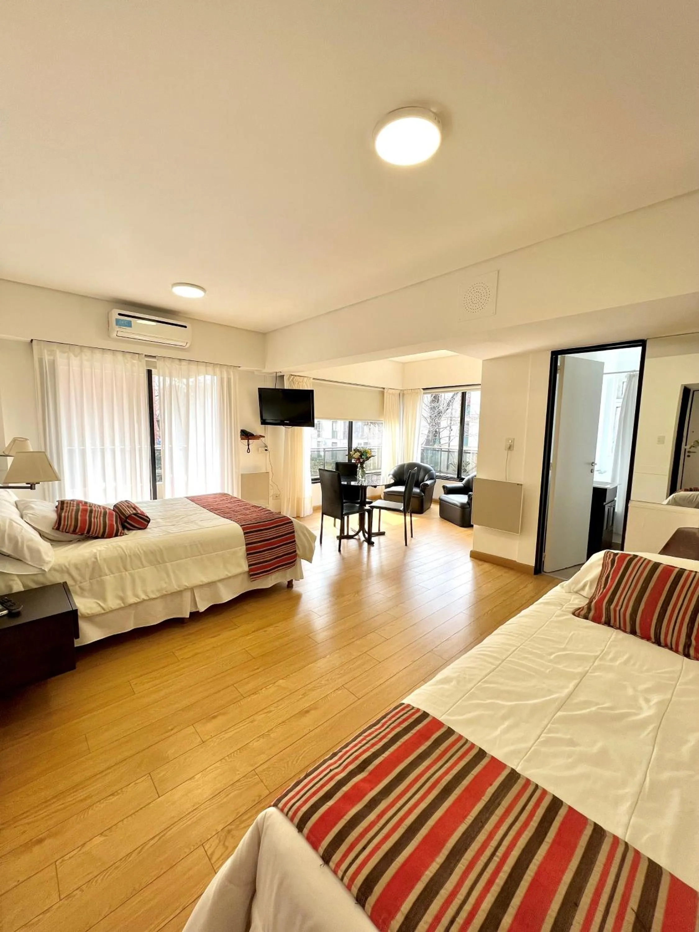 Bed in Golf Tower Suites & Apartments