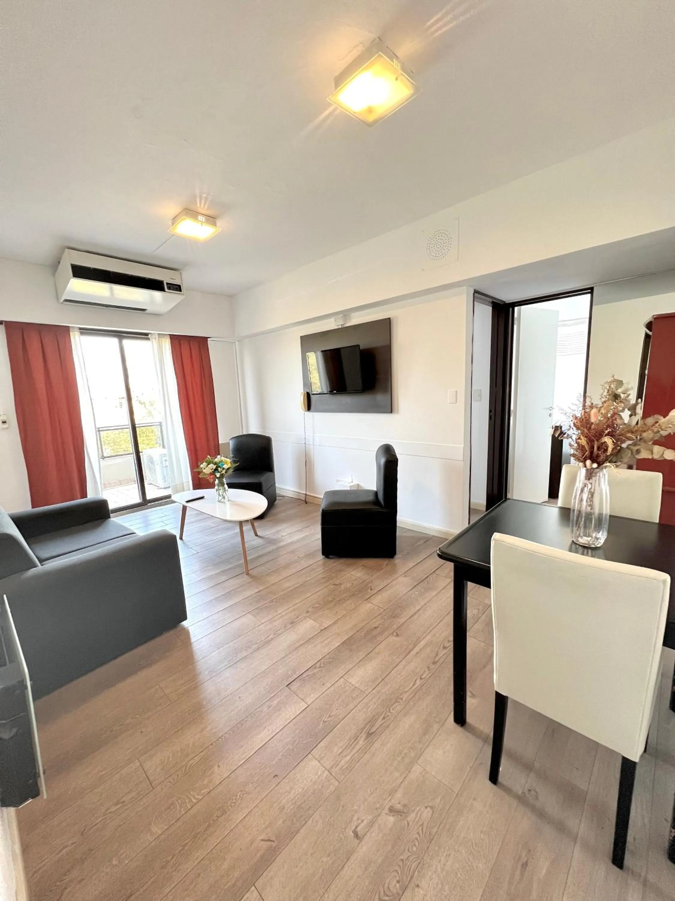 Golf Tower Suites & Apartments