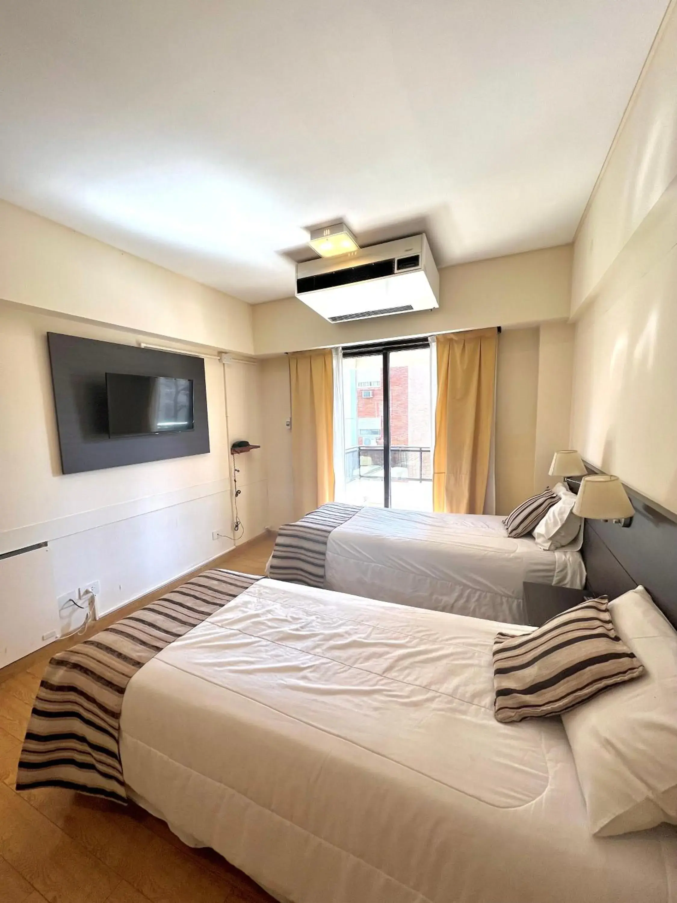 Bed in Golf Tower Suites & Apartments Bed in Golf Tower Suites & Apartments