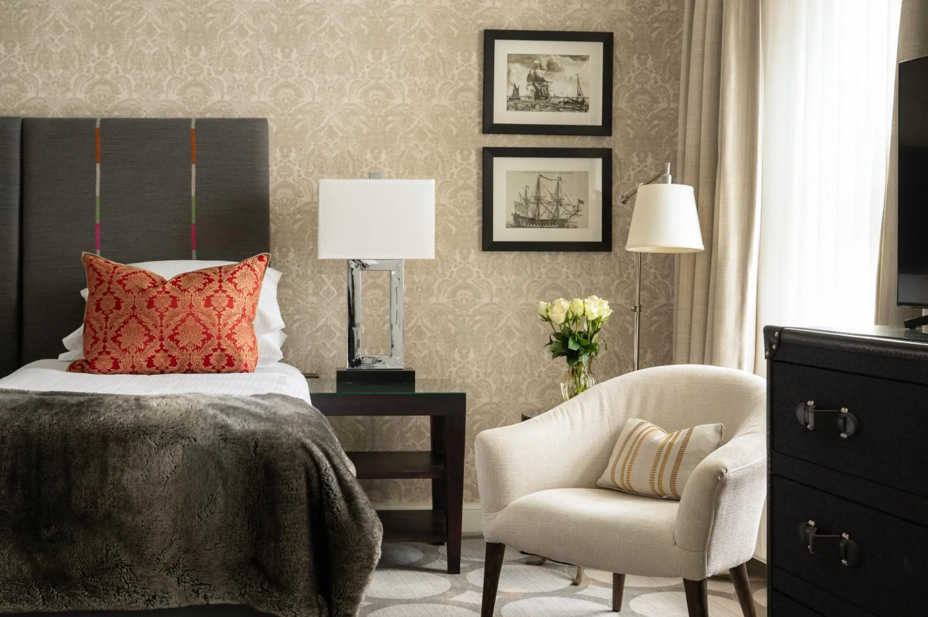 Bed in Grand Palace Hotel - Small Luxury Hotels of the World Bed in Grand Palace Hotel - Small Luxury Hotels of the World