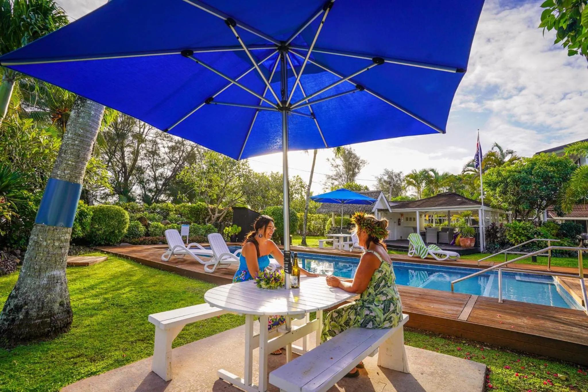 People in The Black Pearl Beachside Apartments