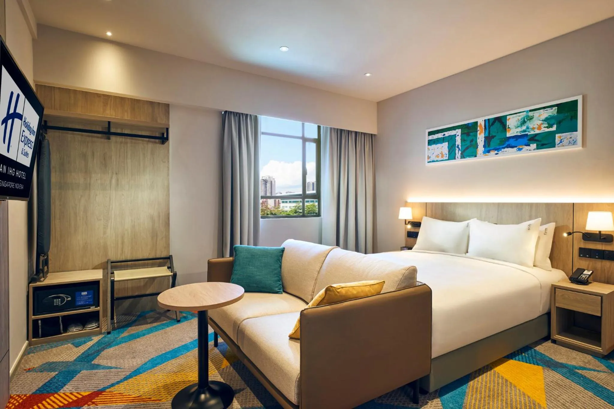 Bathroom, Bed in Holiday Inn Express & Suites Singapore Novena by IHG