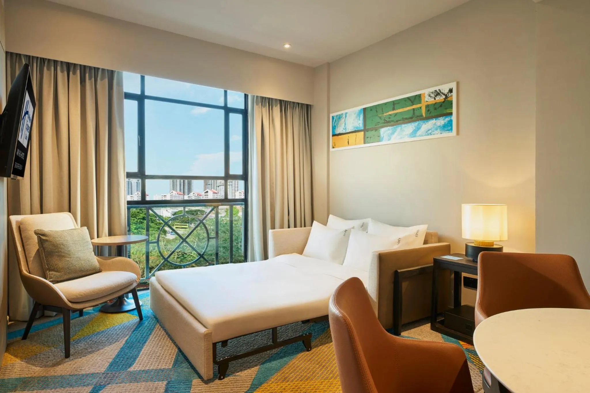 Photo of the whole room, Bed in Holiday Inn Express & Suites Singapore Novena by IHG