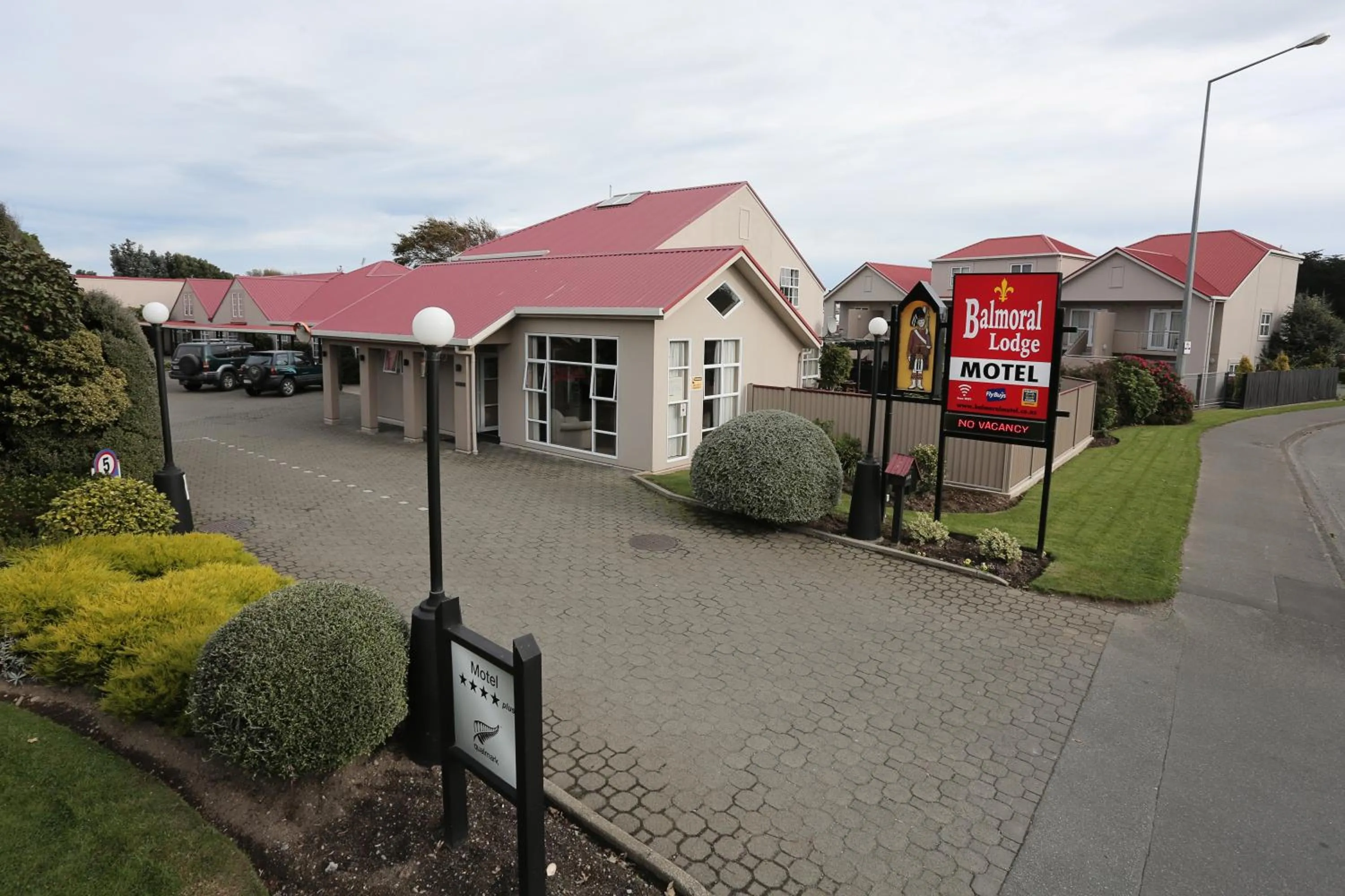 Balmoral Lodge Motel