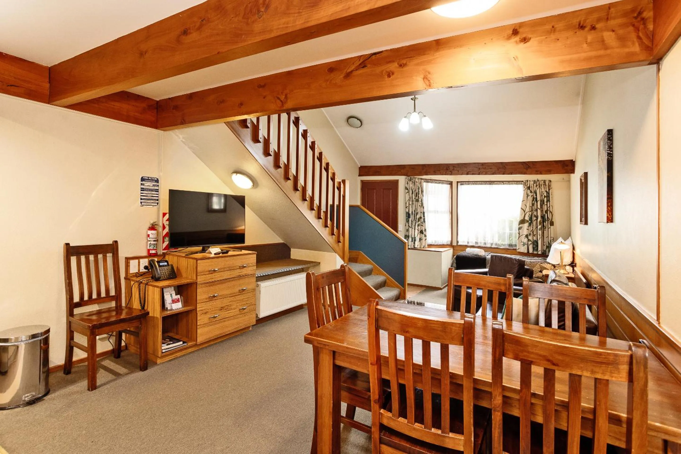 Balmoral Lodge Motel