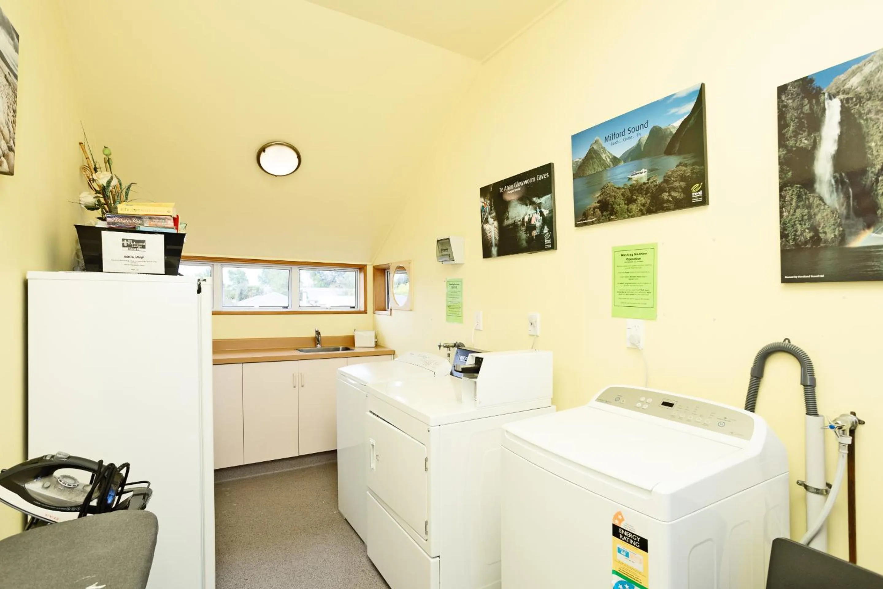 Balmoral Lodge Motel