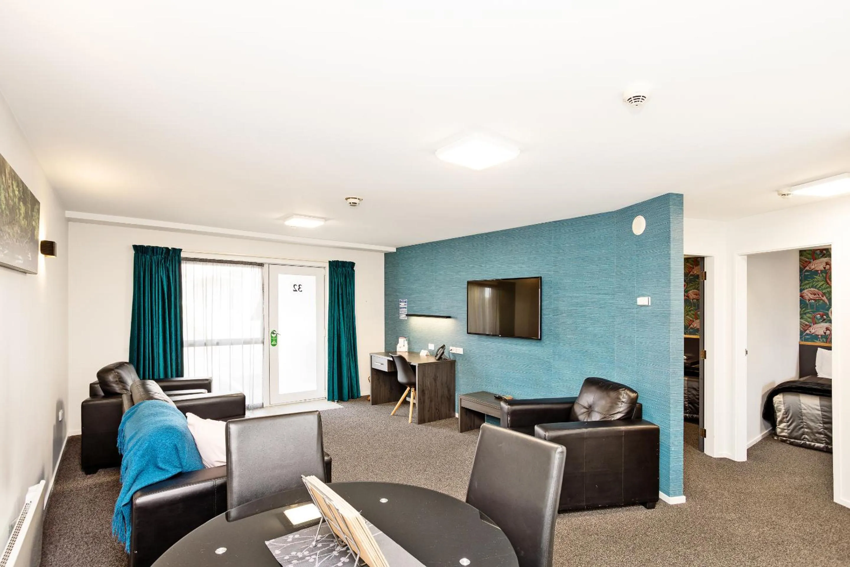 Balmoral Lodge Motel