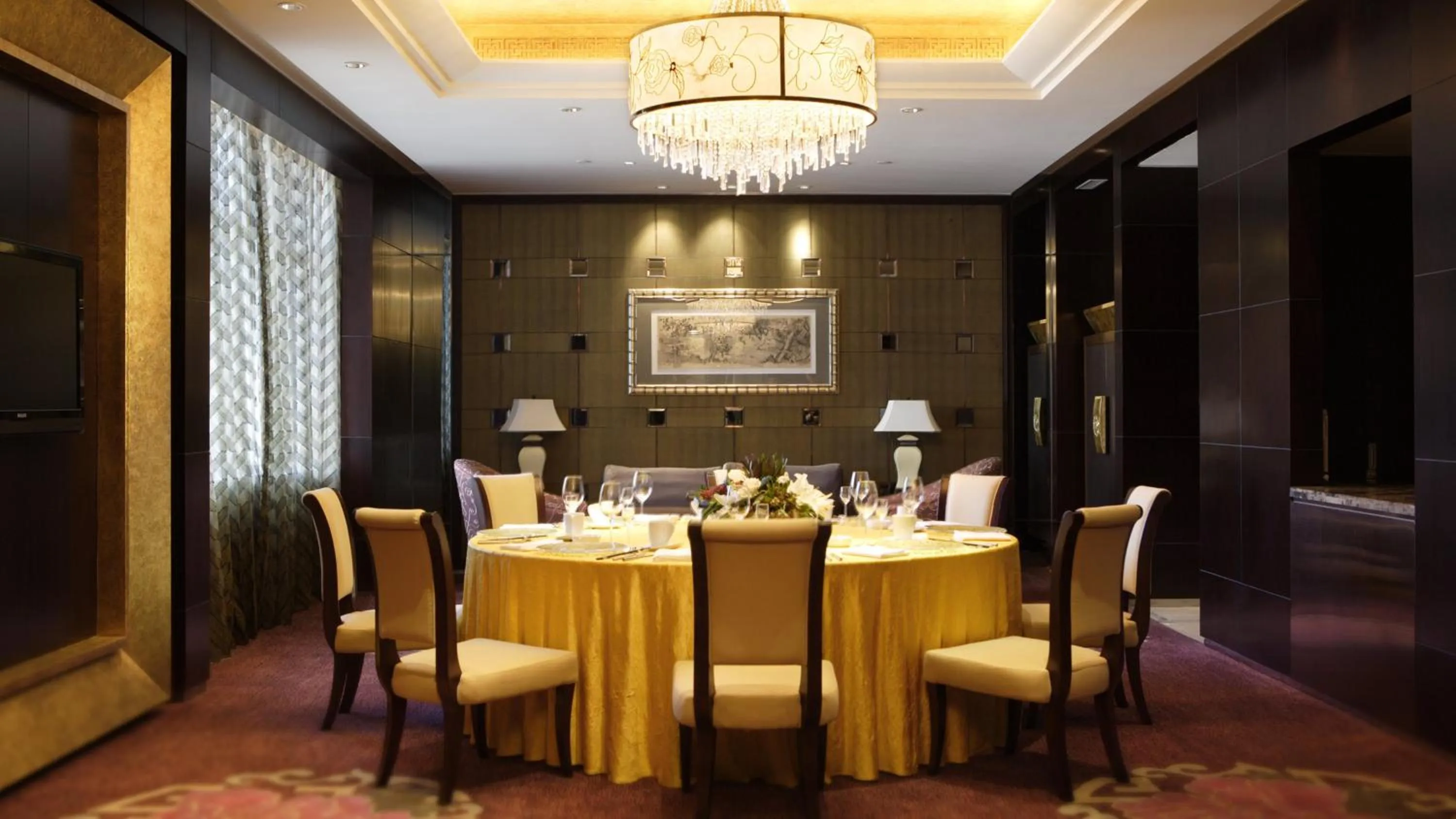 Restaurant/places to eat in InterContinental Dalian by IHG