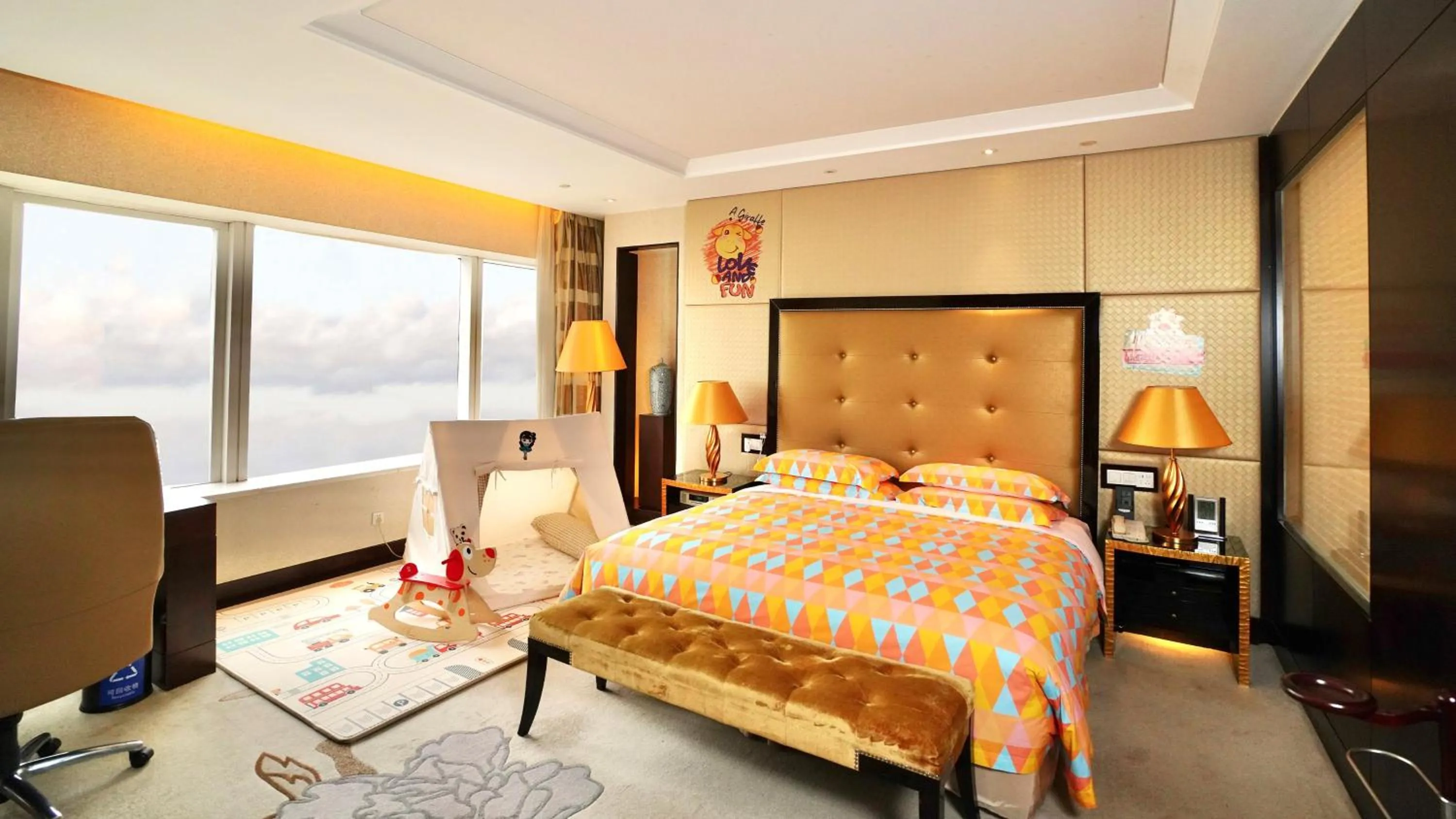 Photo of the whole room, Bed in InterContinental Dalian by IHG