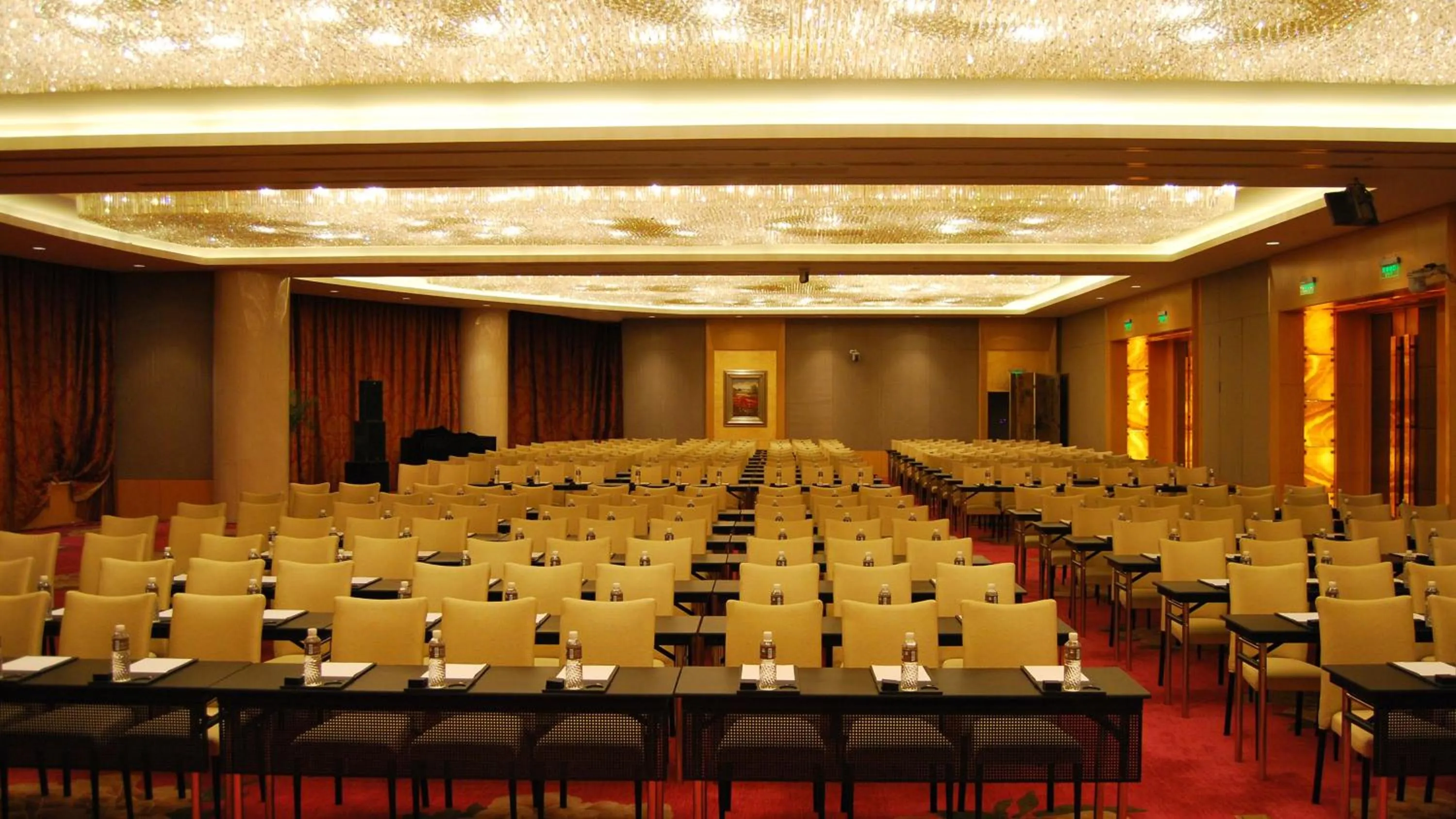 Meeting/conference room in InterContinental Dalian by IHG