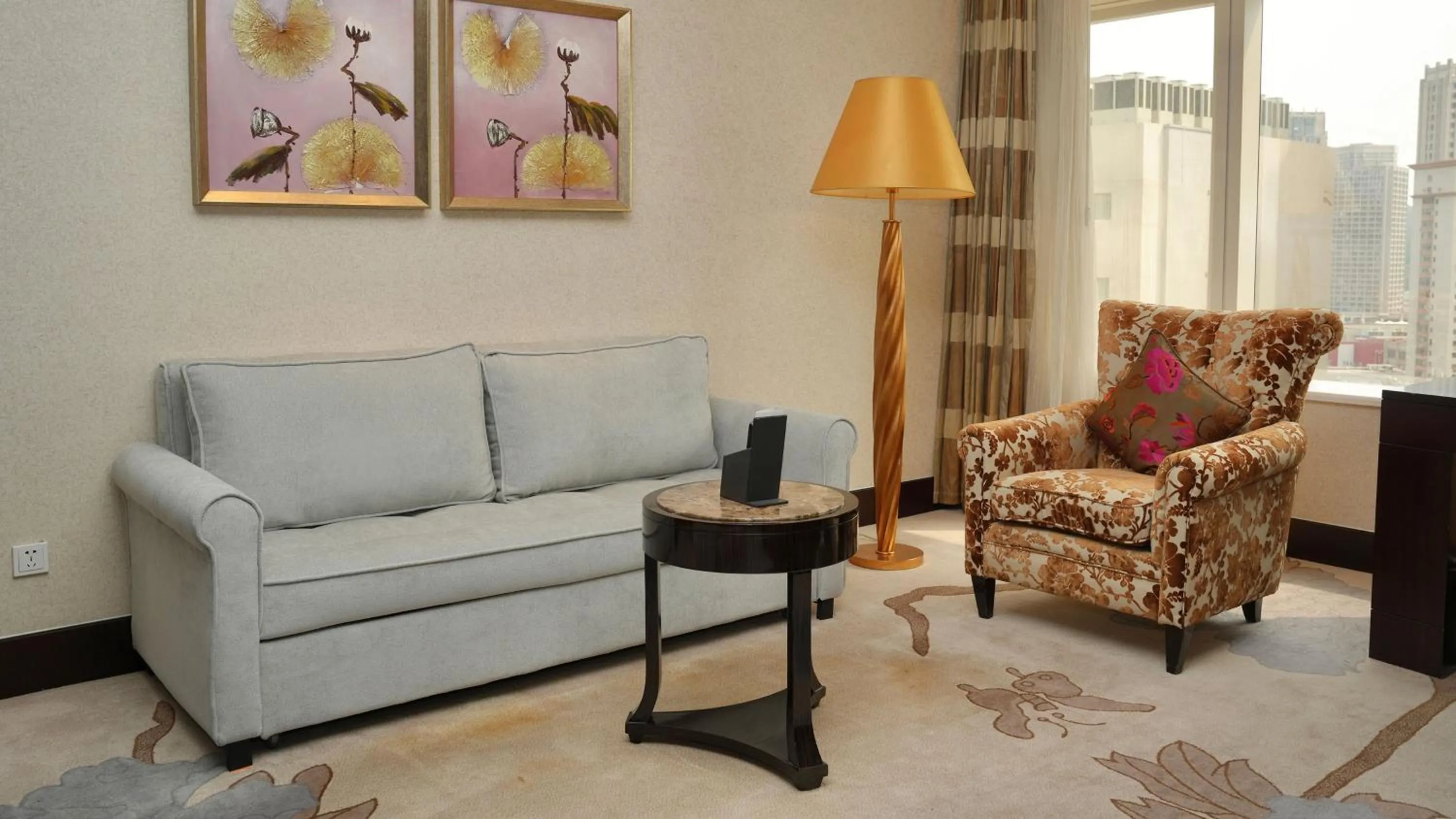 Photo of the whole room in InterContinental Dalian by IHG